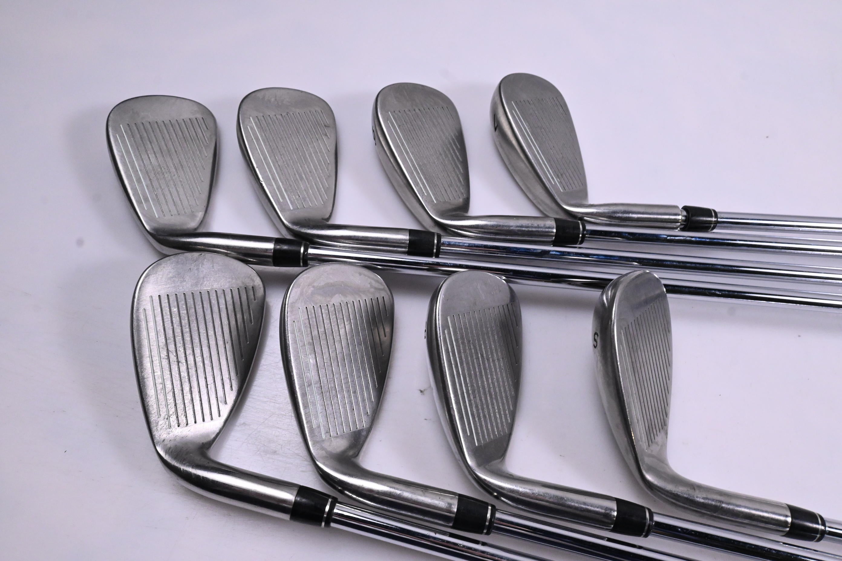 Taylormade R7 Draw Irons / 4-PW+SW / Regular Flex Taylormade T-Step 90 Shafts