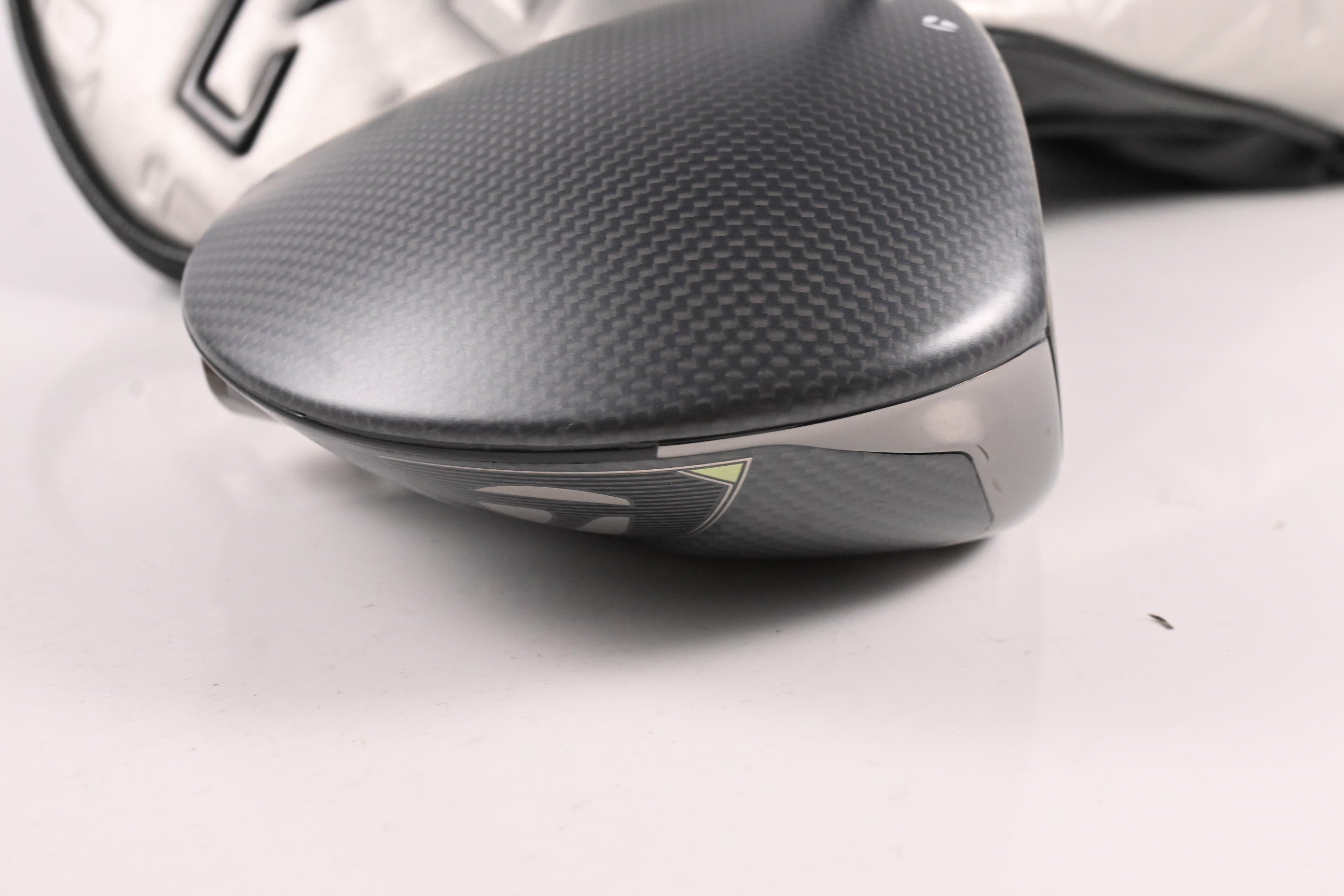 Taylormade Qi35 LS Driver / 9 Degree / Stiff Flex Kai`li Dark Waves Blue CB 60 Shaft