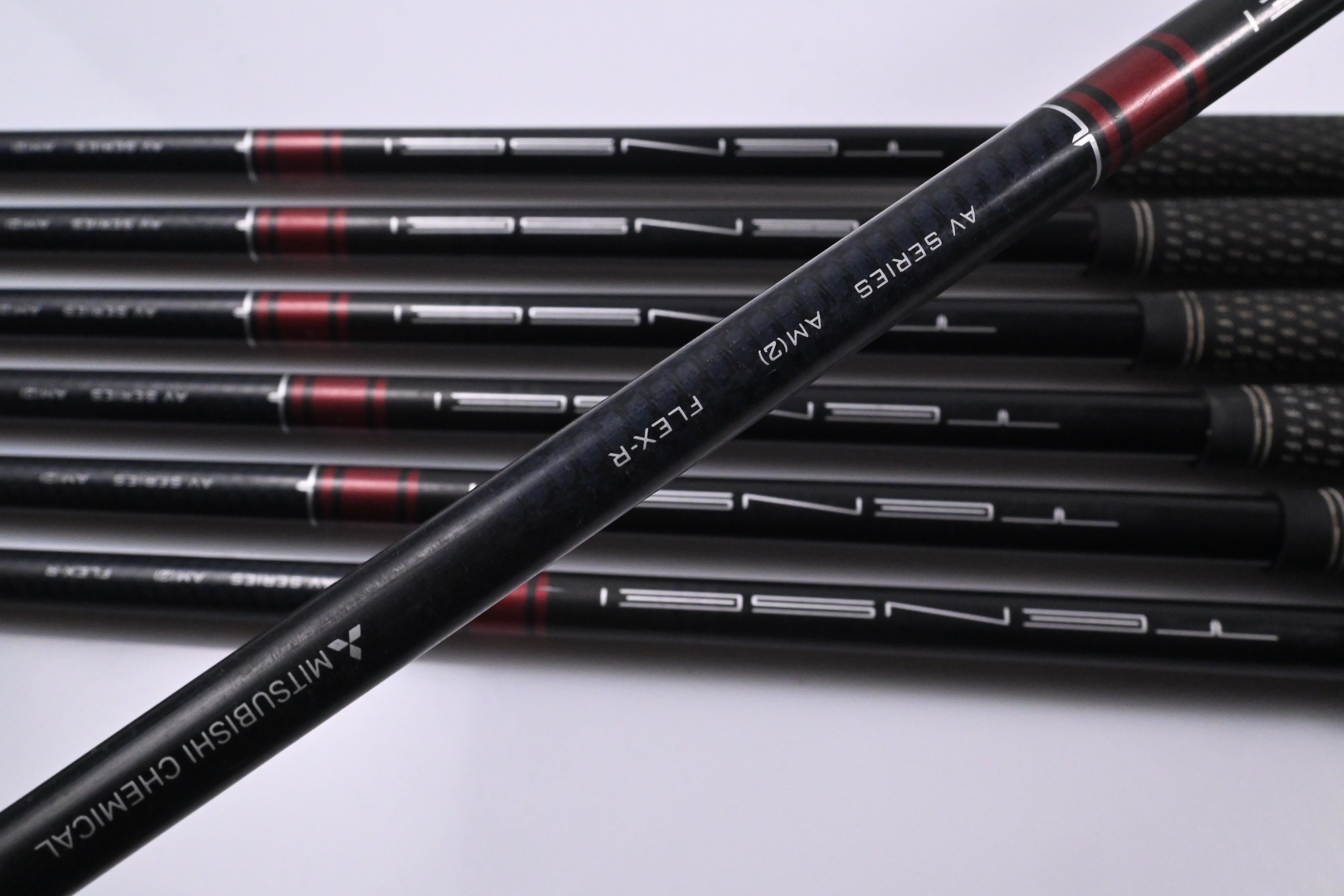 Titleist T300 2019 Irons / 5-PW+48° / Regular Flex Tensei AV Red AM(2) Shafts