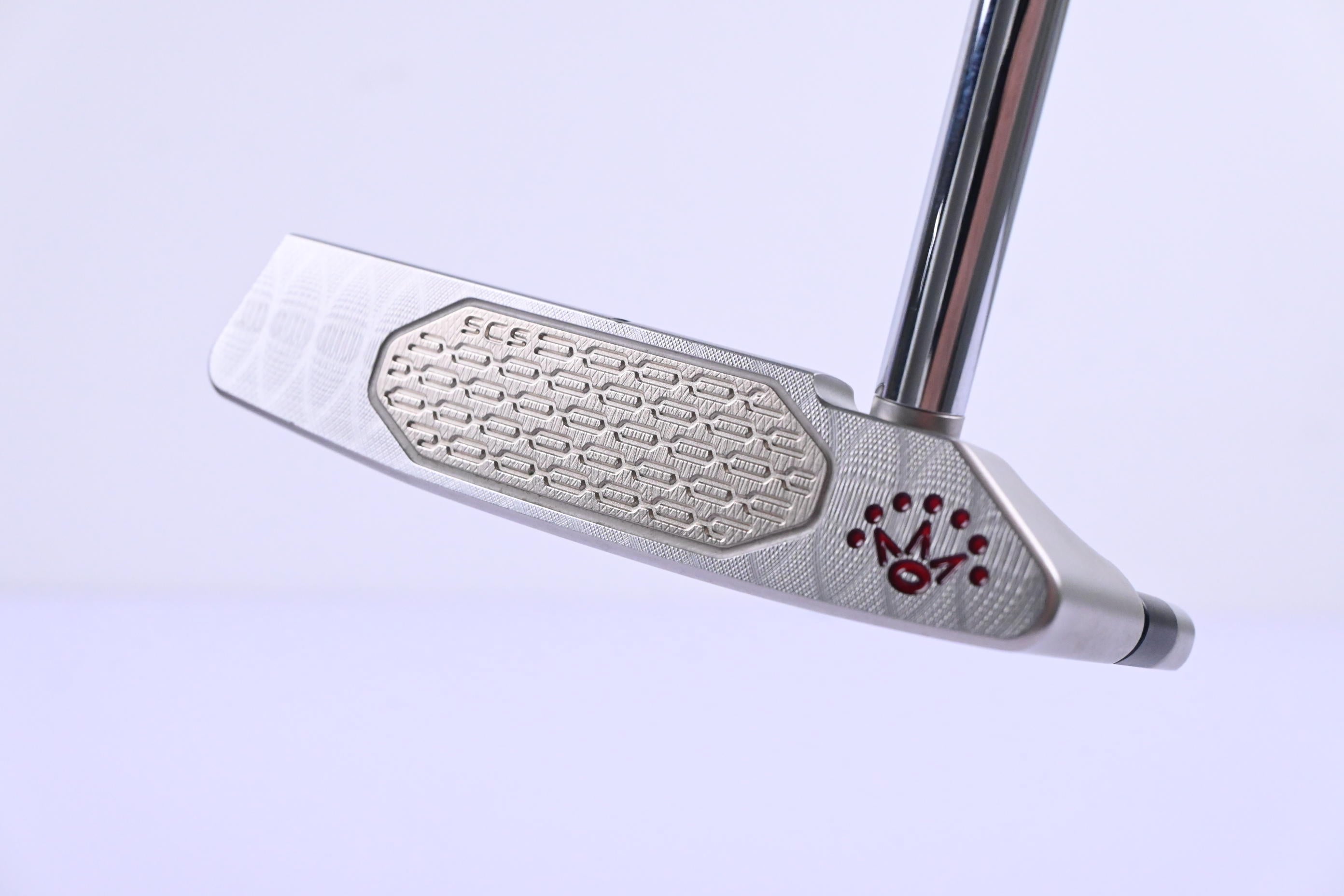 Scotty Cameron 2025 Studio Style Squareback Putter / 34 Inch