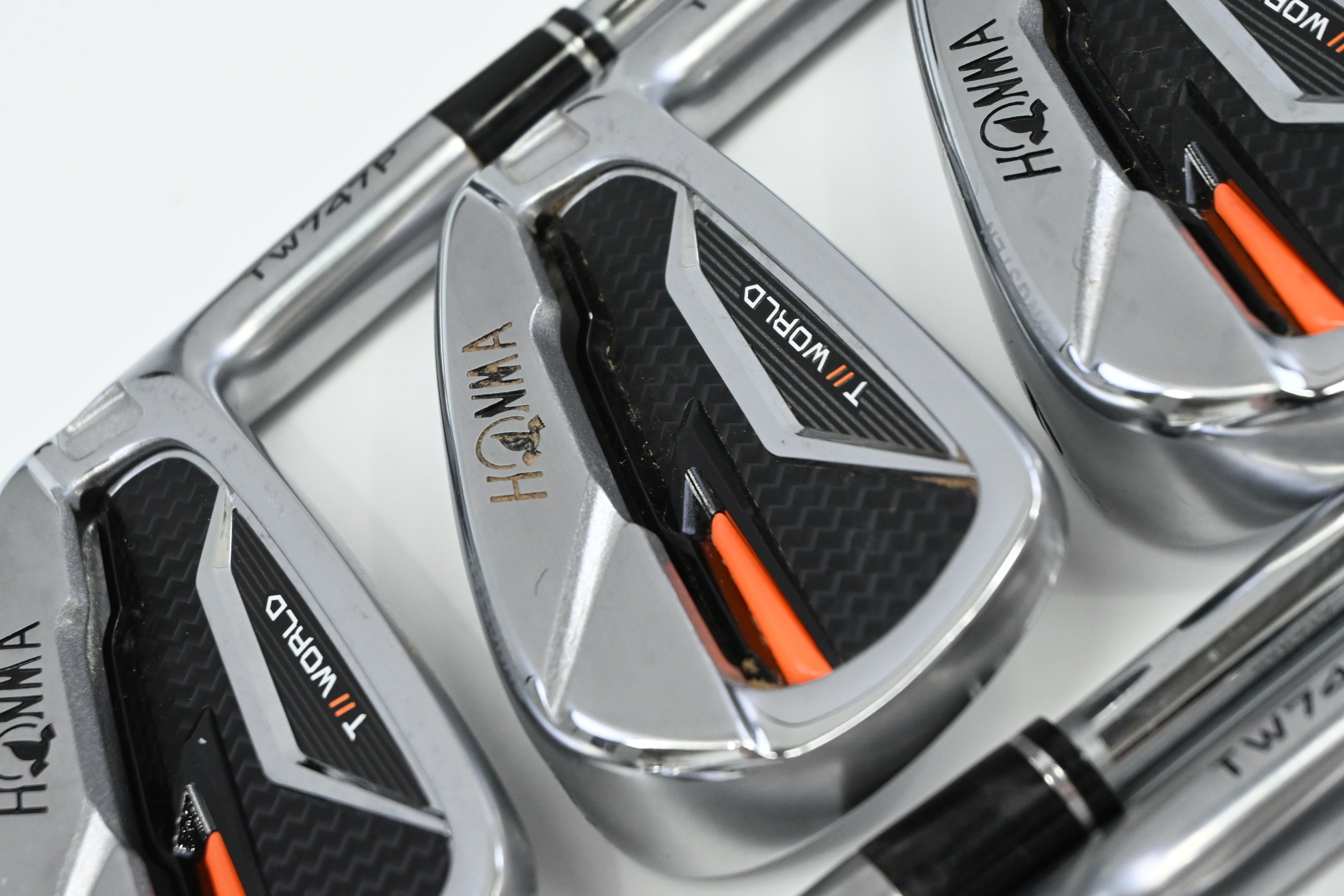 Honma TW747 P Irons / 5-PW / Regular Flex NS Pro 950GH Shafts