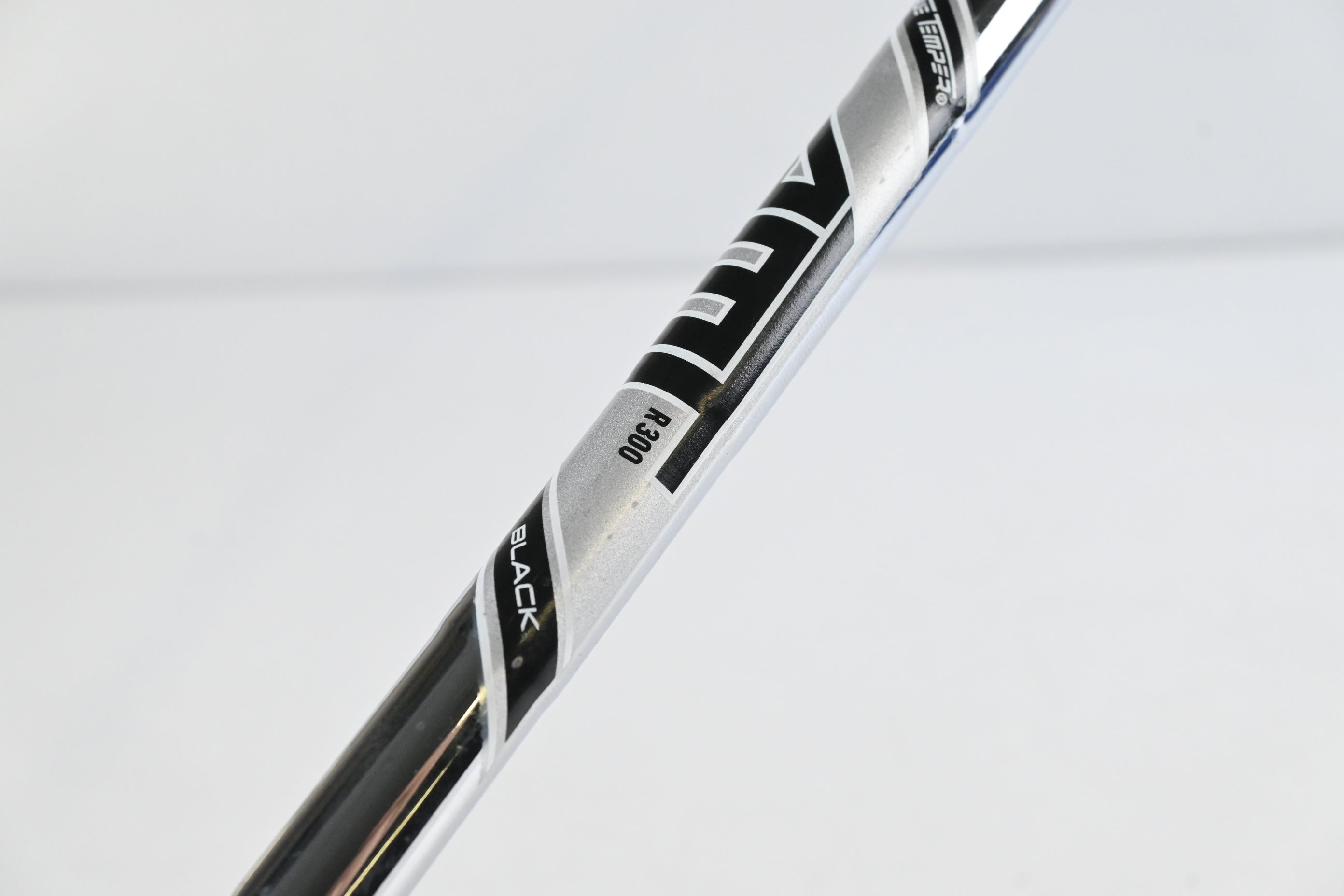 Titleist T200 2021 #5 Iron / 25 Degree / Regular Flex AMT Black R300 Shaft