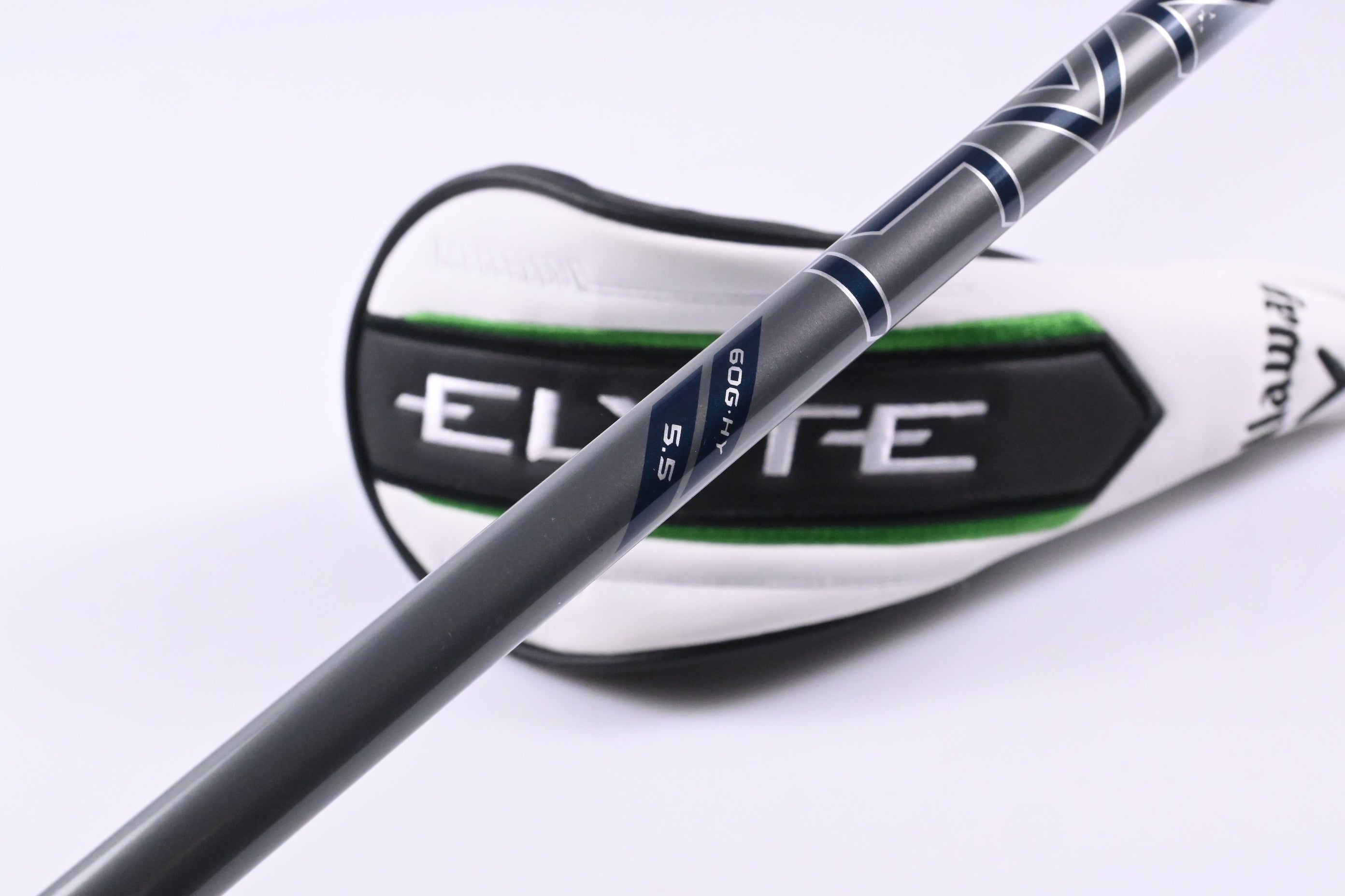 Callaway Elyte X #4 Hybrid / 21 Degree / Regular Flex Denali Charcoal 60 Shaft