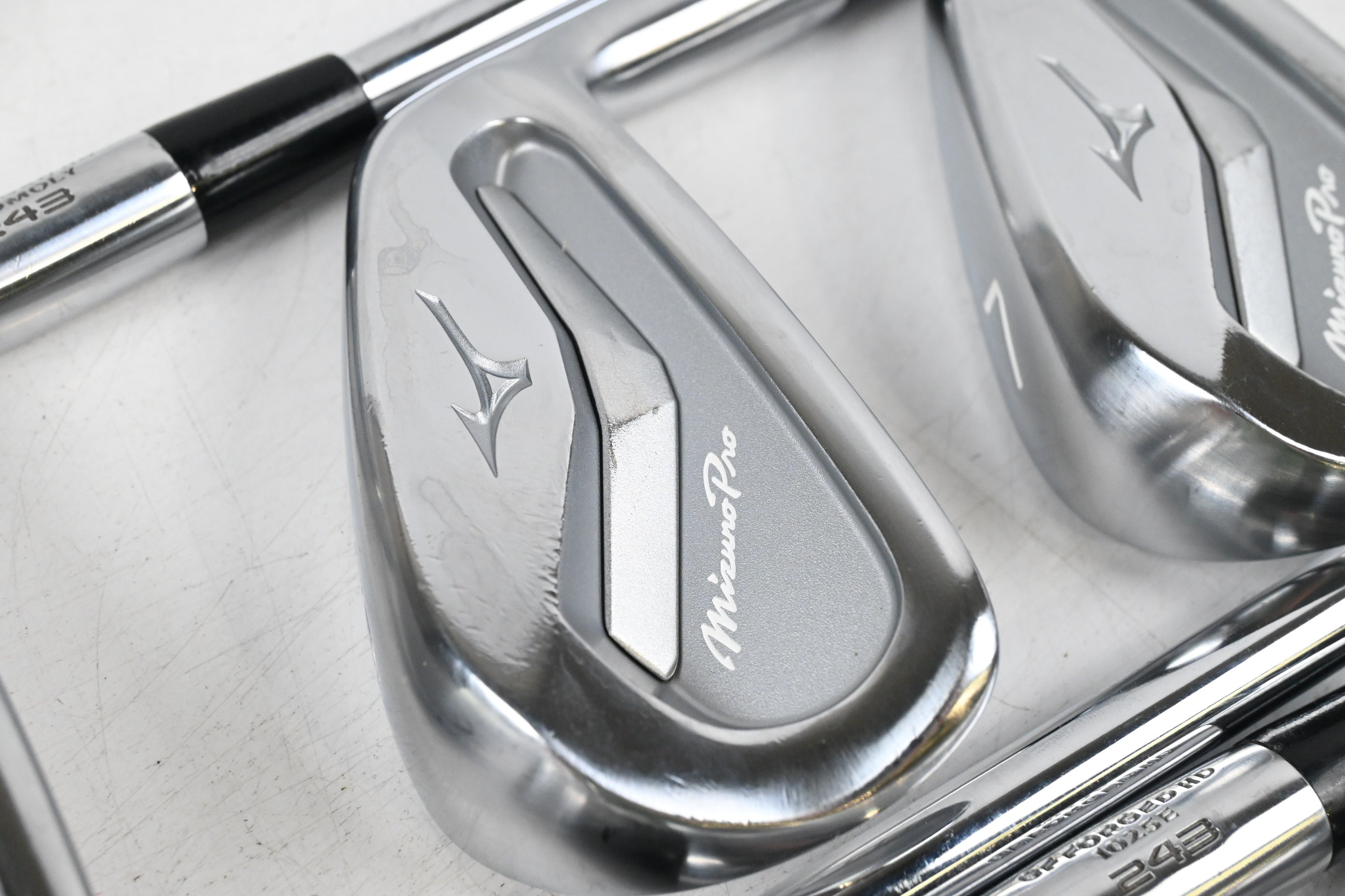 Mizuno Pro 243 Irons / 5-PW / X-Flex Project X Precision Rifle Shafts