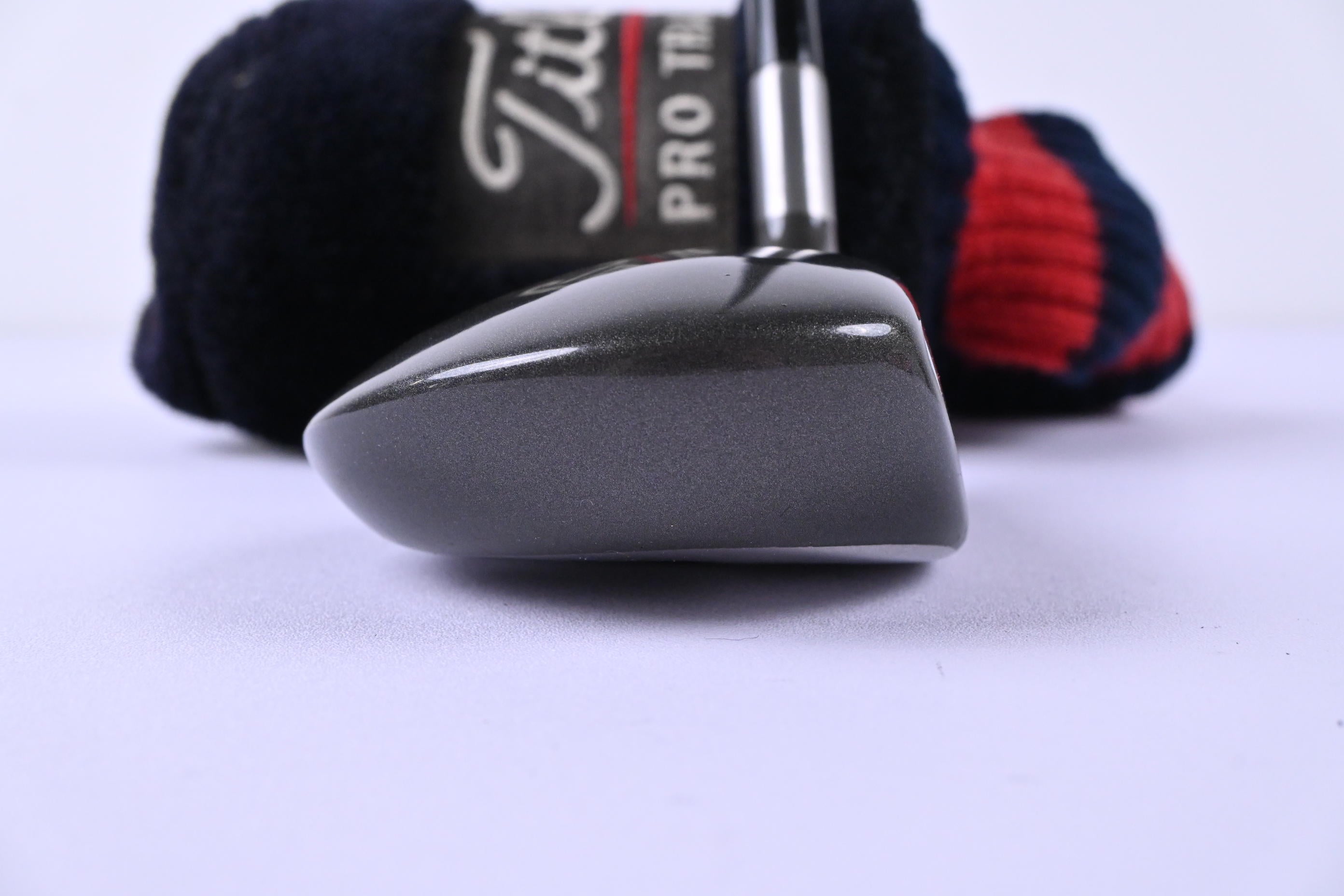 Titleist 975 F #3 Wood / 13.5 Degree / Stiff Flex Dynamic Gold S300 Shaft