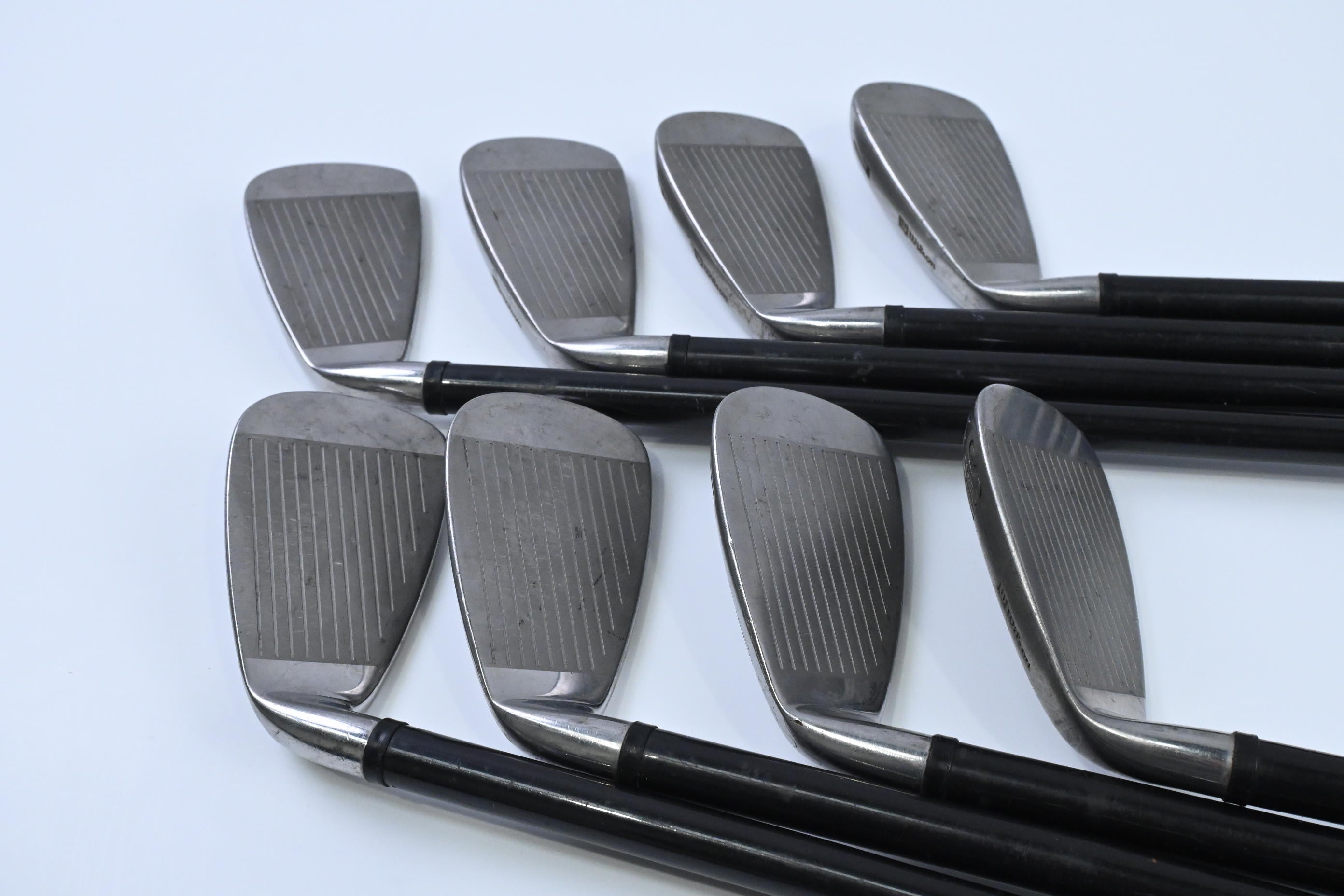 Wilson Deep Red Irons / 4-PW+SW / Regular Flex Wilson PF-V Shafts