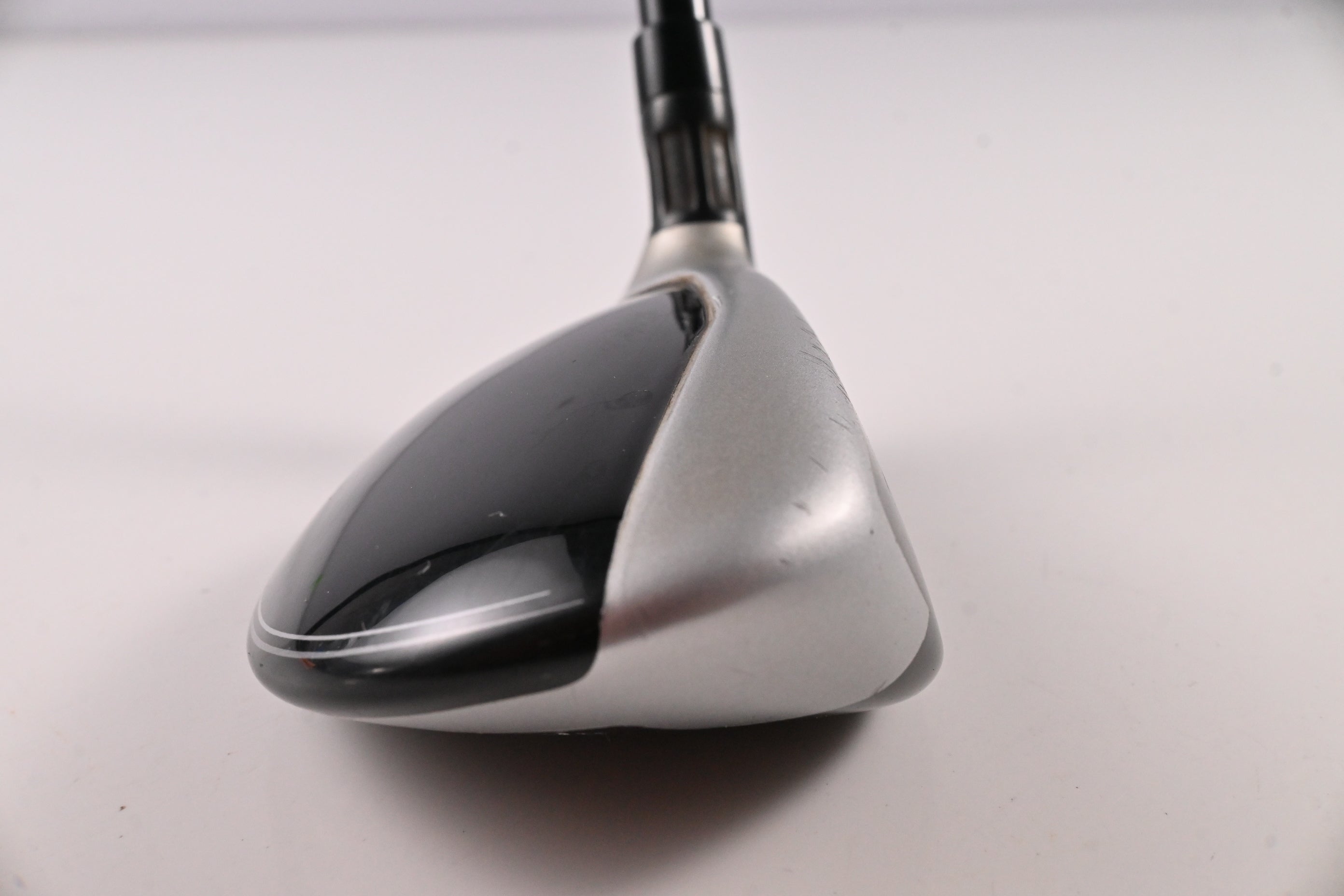 Taylormade M4 #3 Hybrid / 19 Degree / Stiff Flex Fujikura Atmos Red 7 Shaft