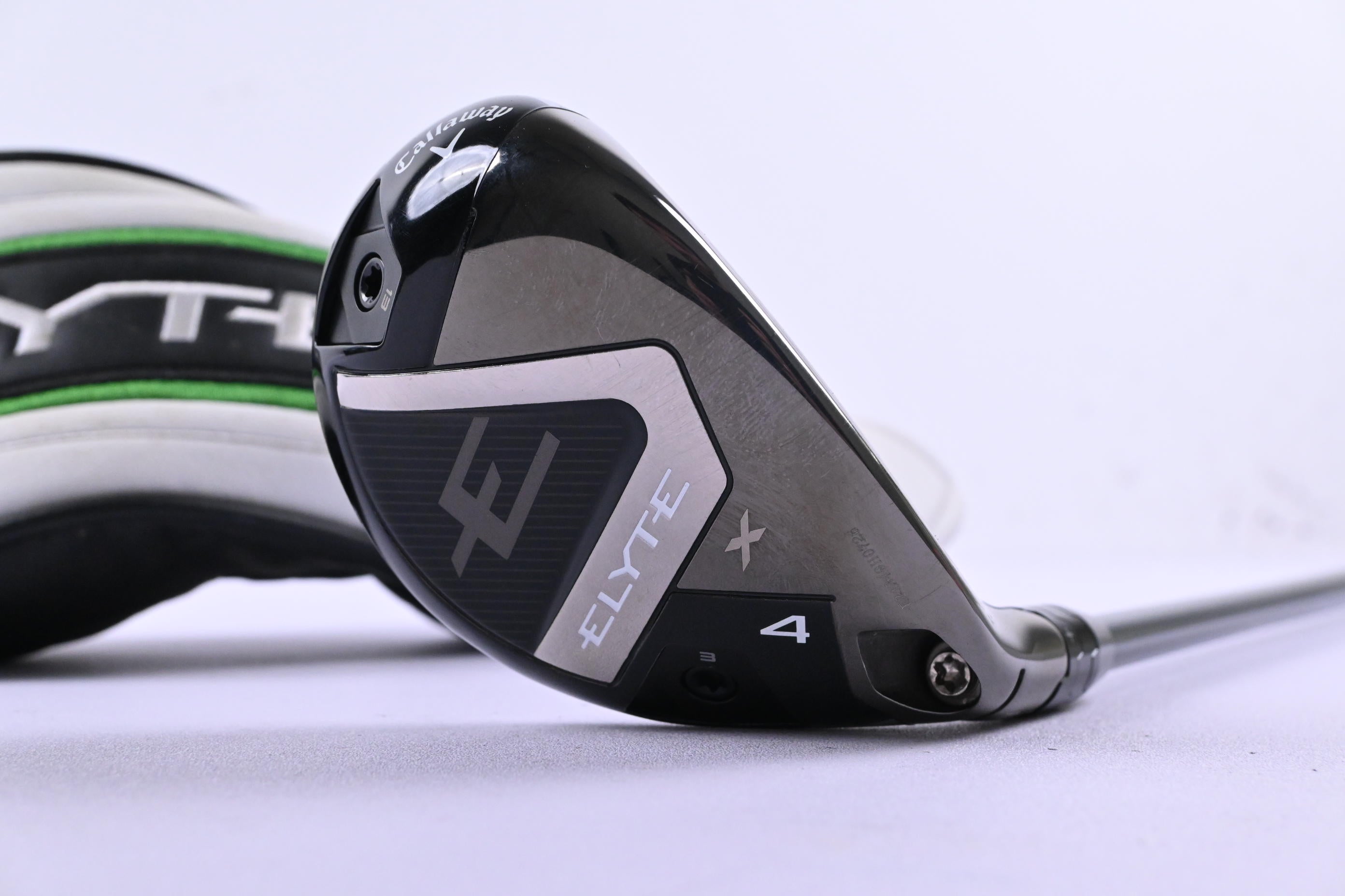 Callaway Elyte X #4 Hybrid / 21 Degree / Regular Flex Denali Charcoal 60 Shaft