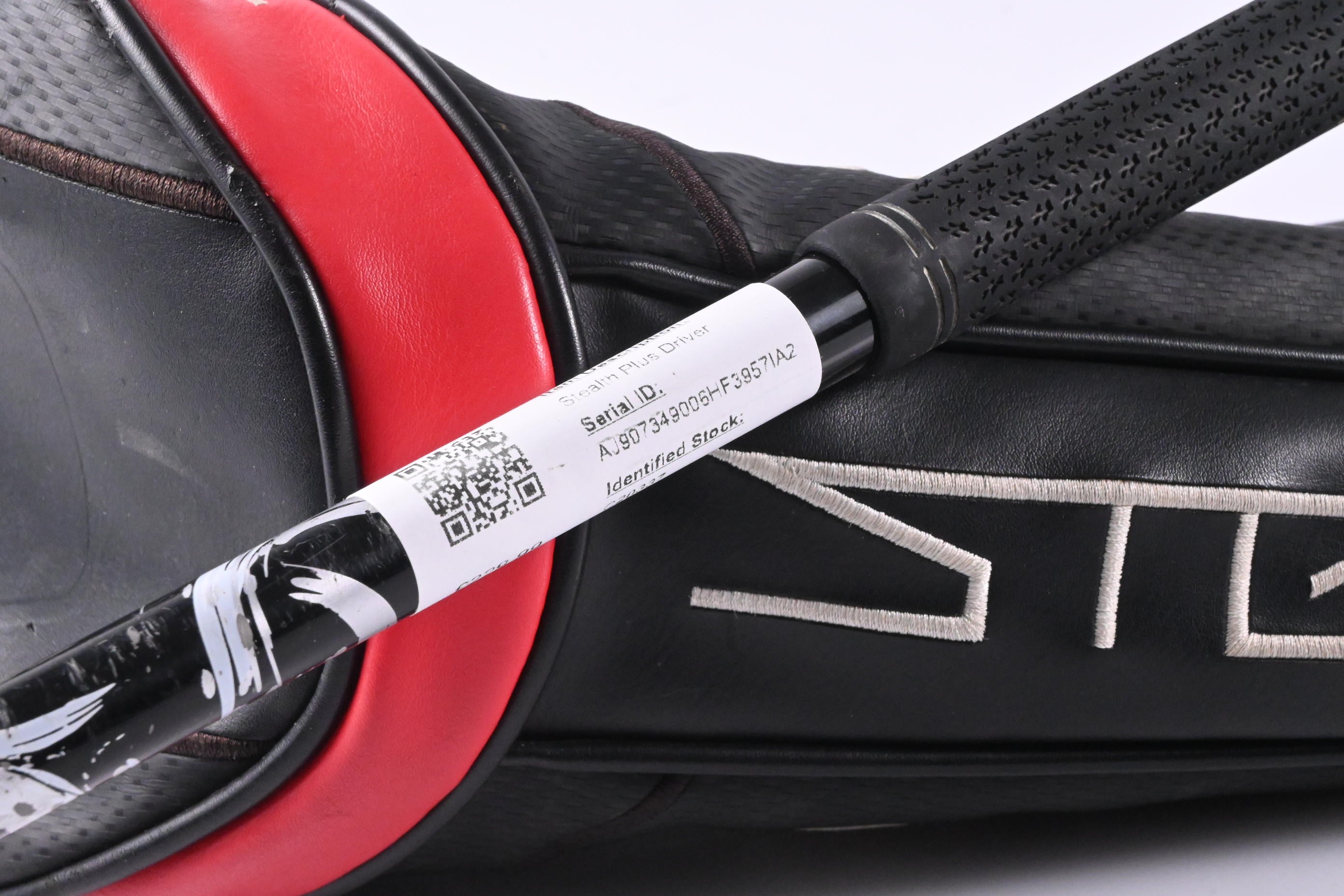 Taylormade Stealth Plus Driver / 9 Degree / X-Flex Kai'li White 60 Shaft