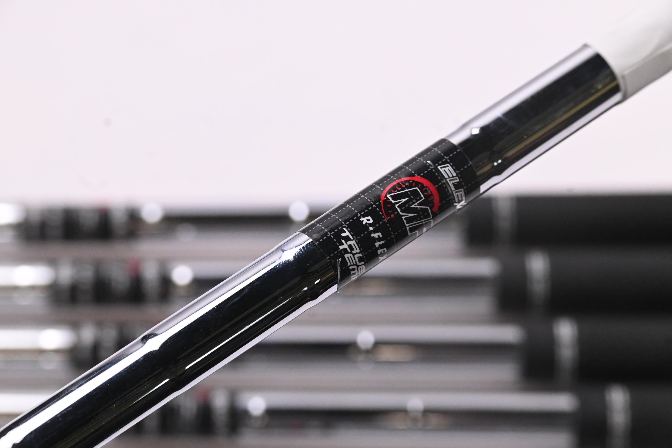 Cleveland Launcher XL Irons / 5-PW / Regular Flex Elevate MPH 95 Shafts