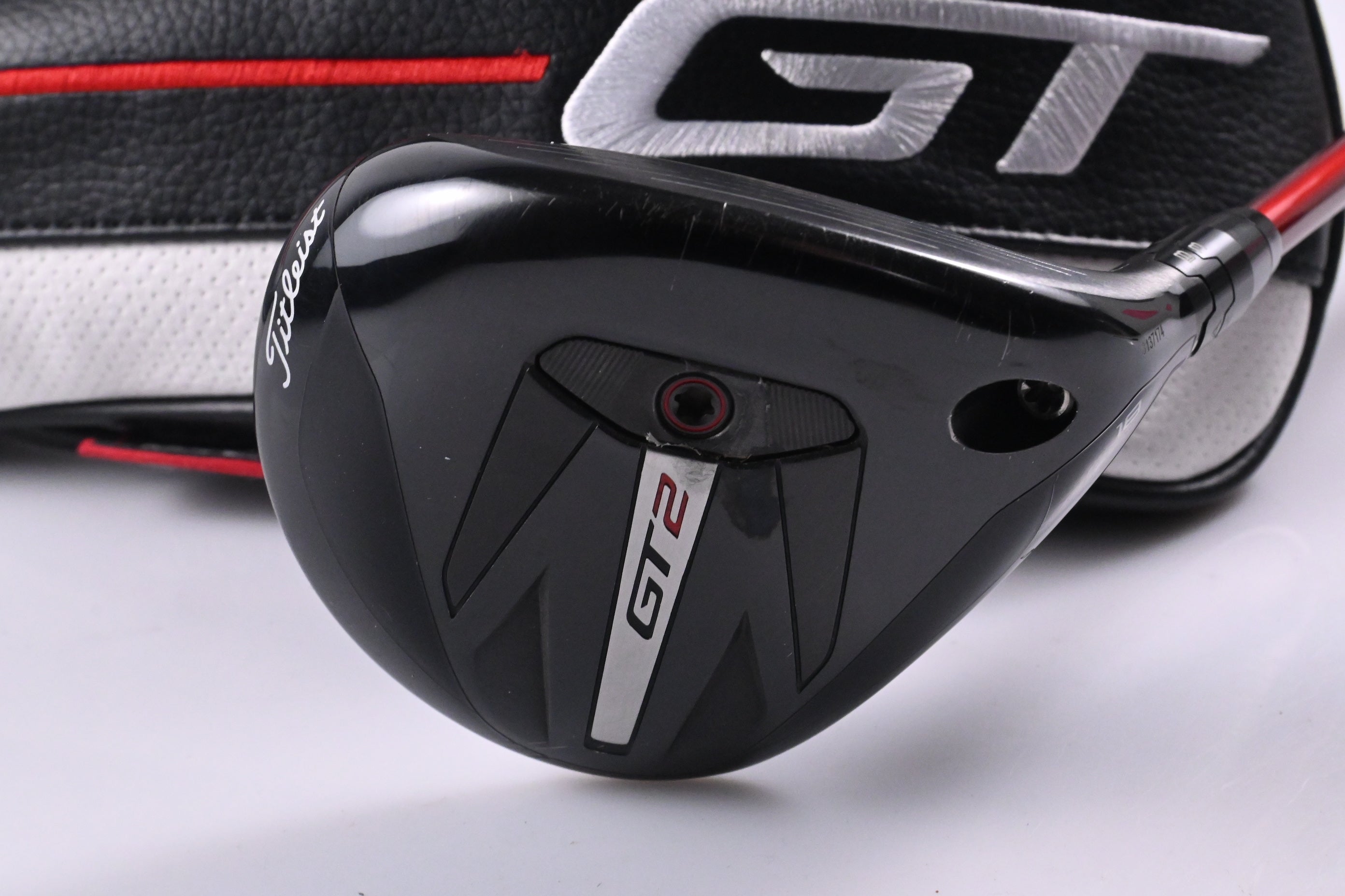 Titleist GT2 #5 Wood / 18 Degree / Regular Flex Project X Denali Red 60 Shaft