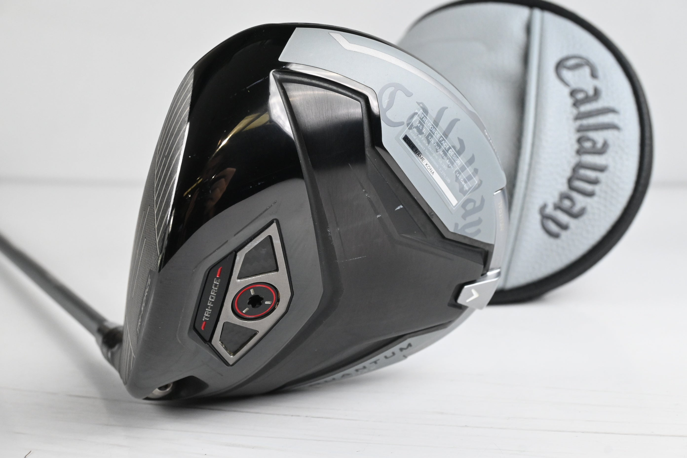 Left Hand Callaway Quantum Max Driver / 10.5 Degree / Regular Flex Denali Frost