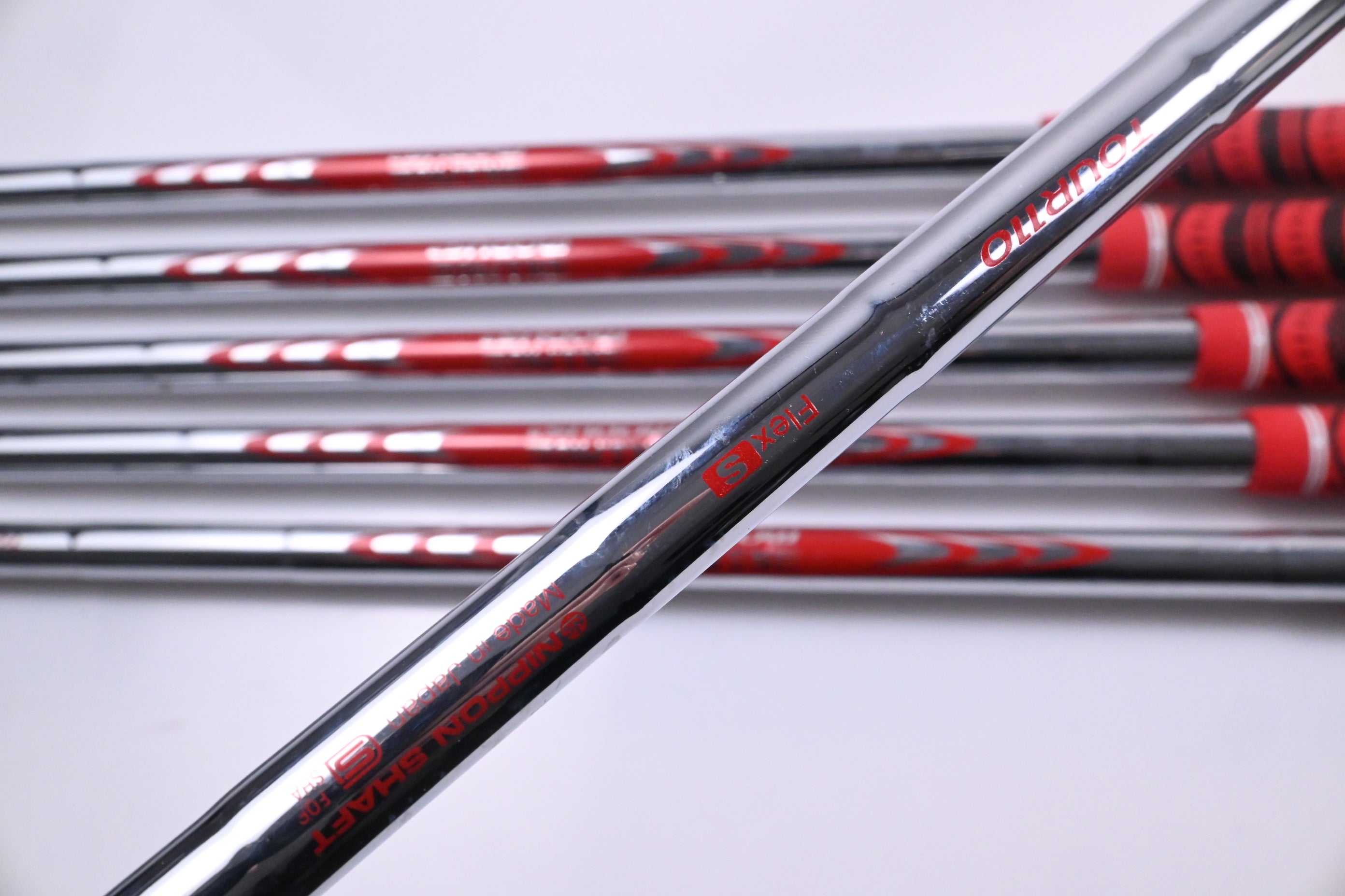 Wilson Staff Model XB Irons / 5-PW / Stiff Flex N.S.PRO Modus 3 Tour 110 Shafts