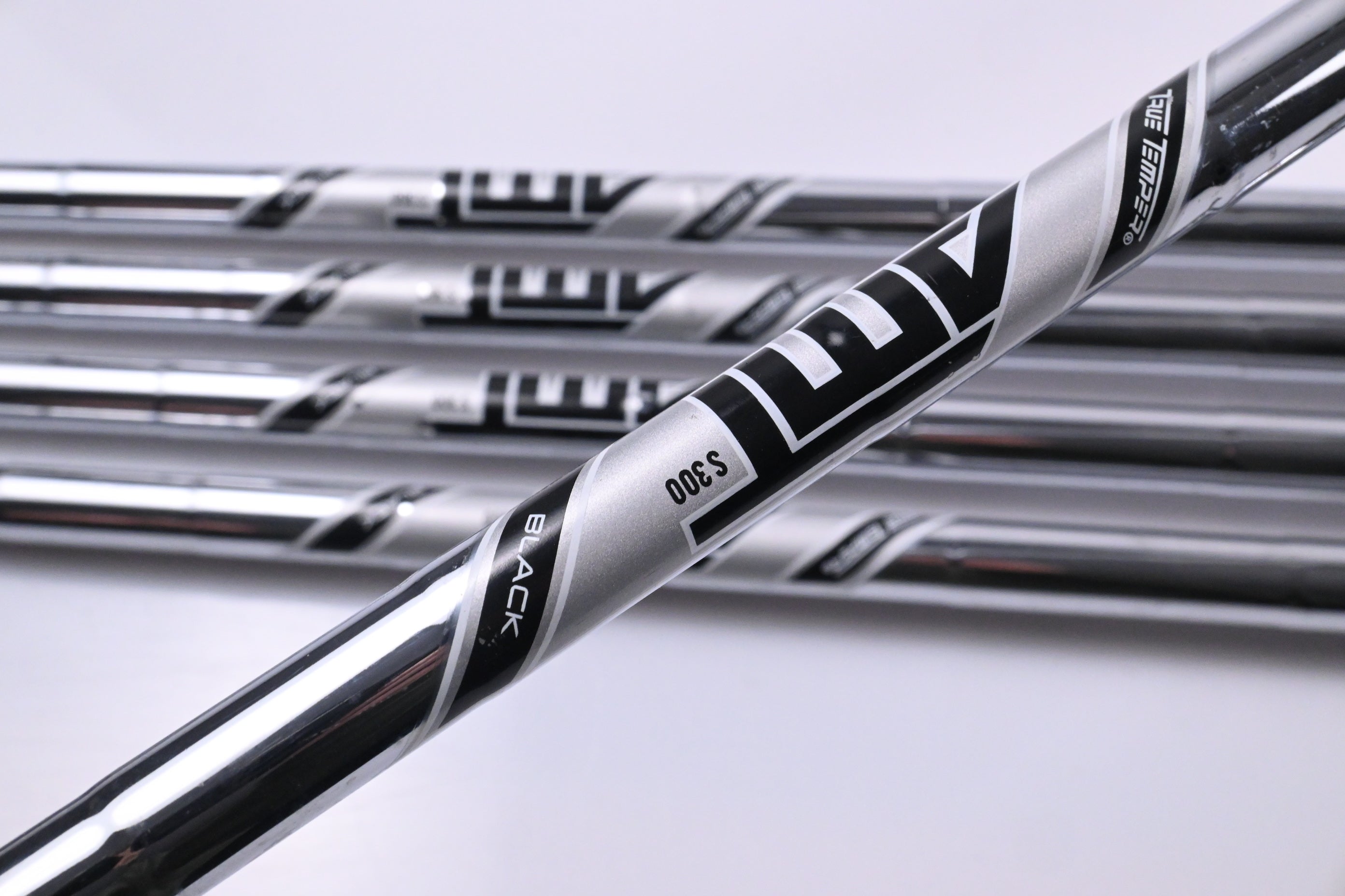 Titleist T200 2023 Irons / 7-PW+48° / Stiff Flex AMT Black S300 Shafts