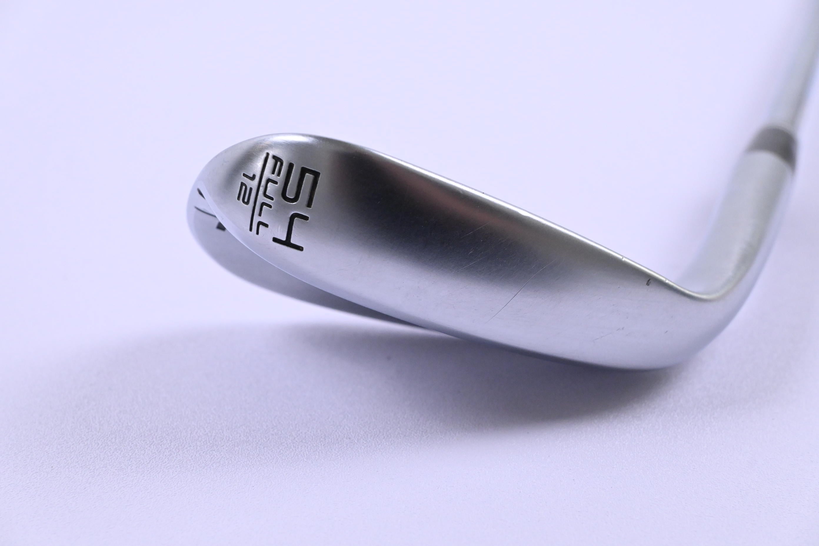 Cleveland RTX 6 Zipcore Sand Wedge / 54 Degree / Wedge Flex Dynamic Gold Spinner