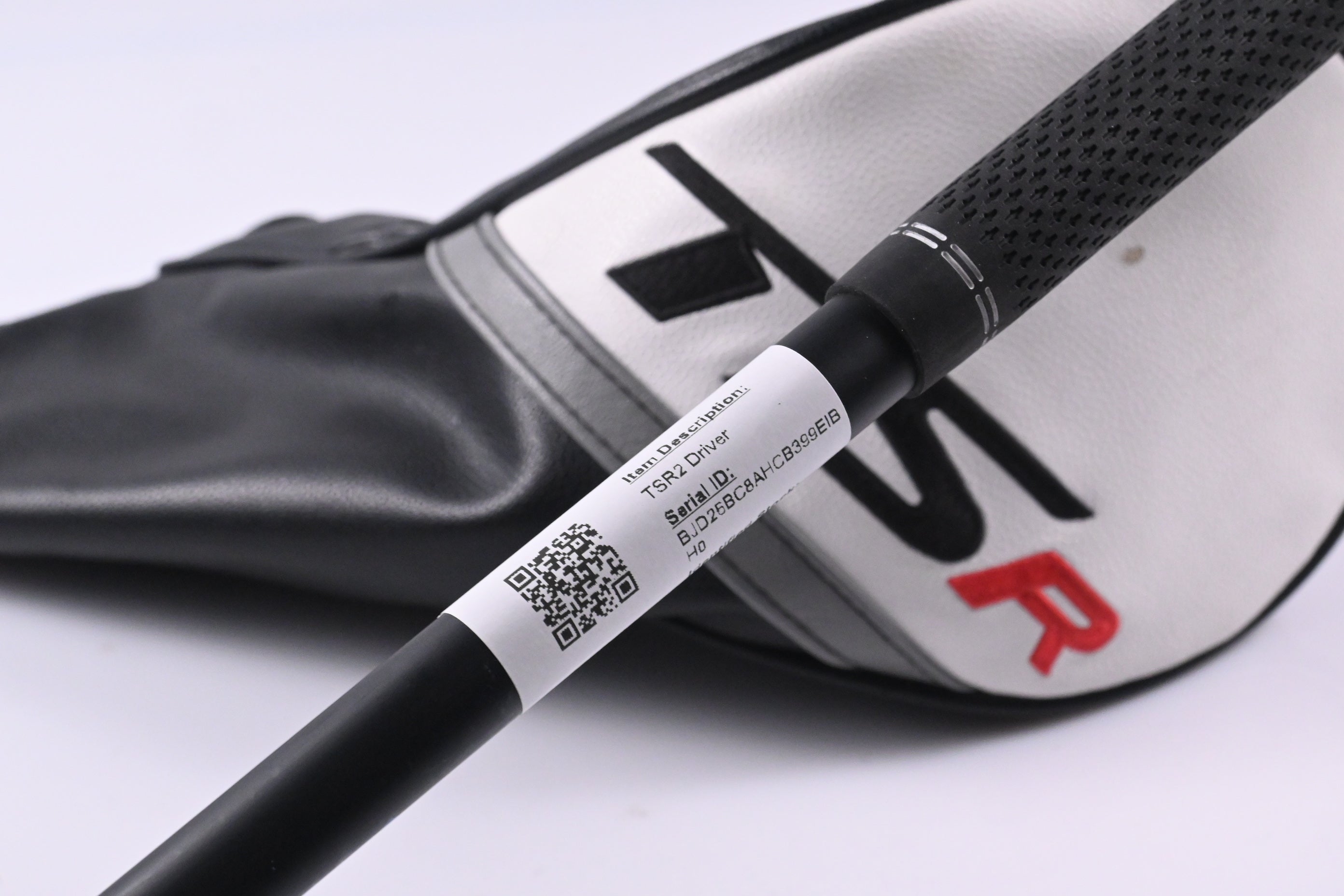 Titleist TSR2 Driver / 11 Degree / Stiff Flex Project X HZRDUS CB Red 50 Shaft