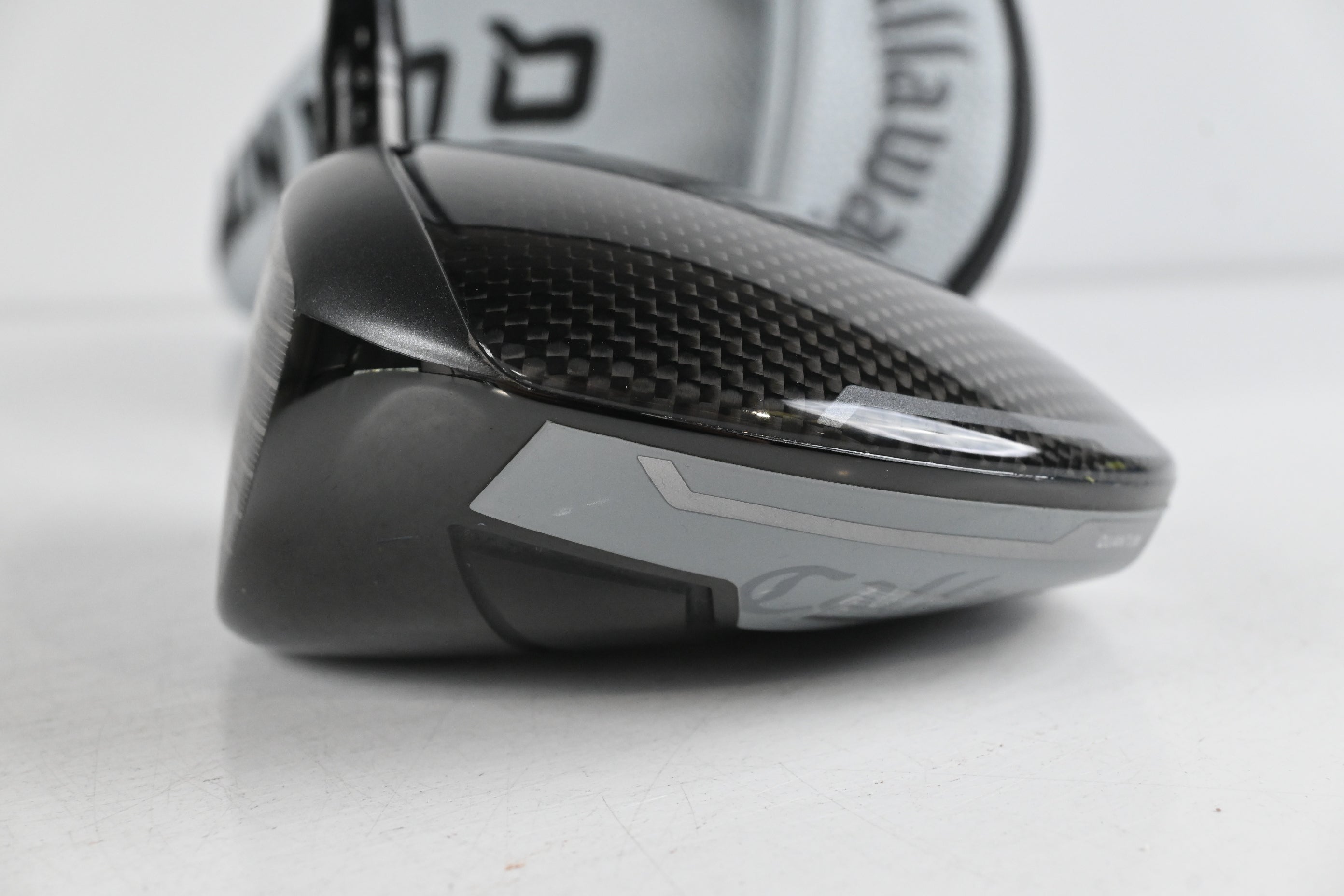 Left Hand Callaway Quantum Max Driver / 10.5 Degree / Regular Flex Denali Frost