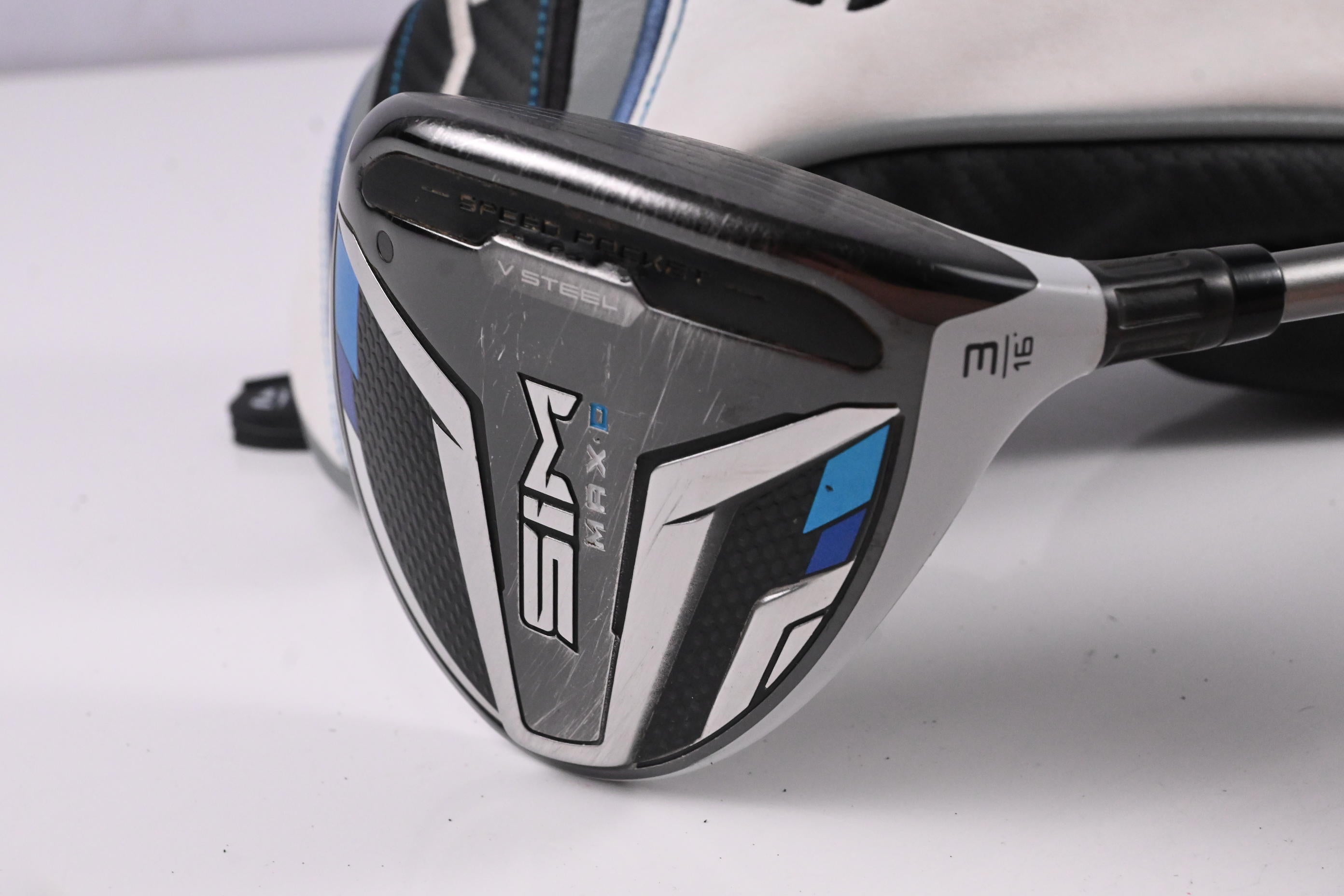 Taylormade SIM Max D #3 Wood / 16 Degree / Regular Flex Helium Speed Mesh 5