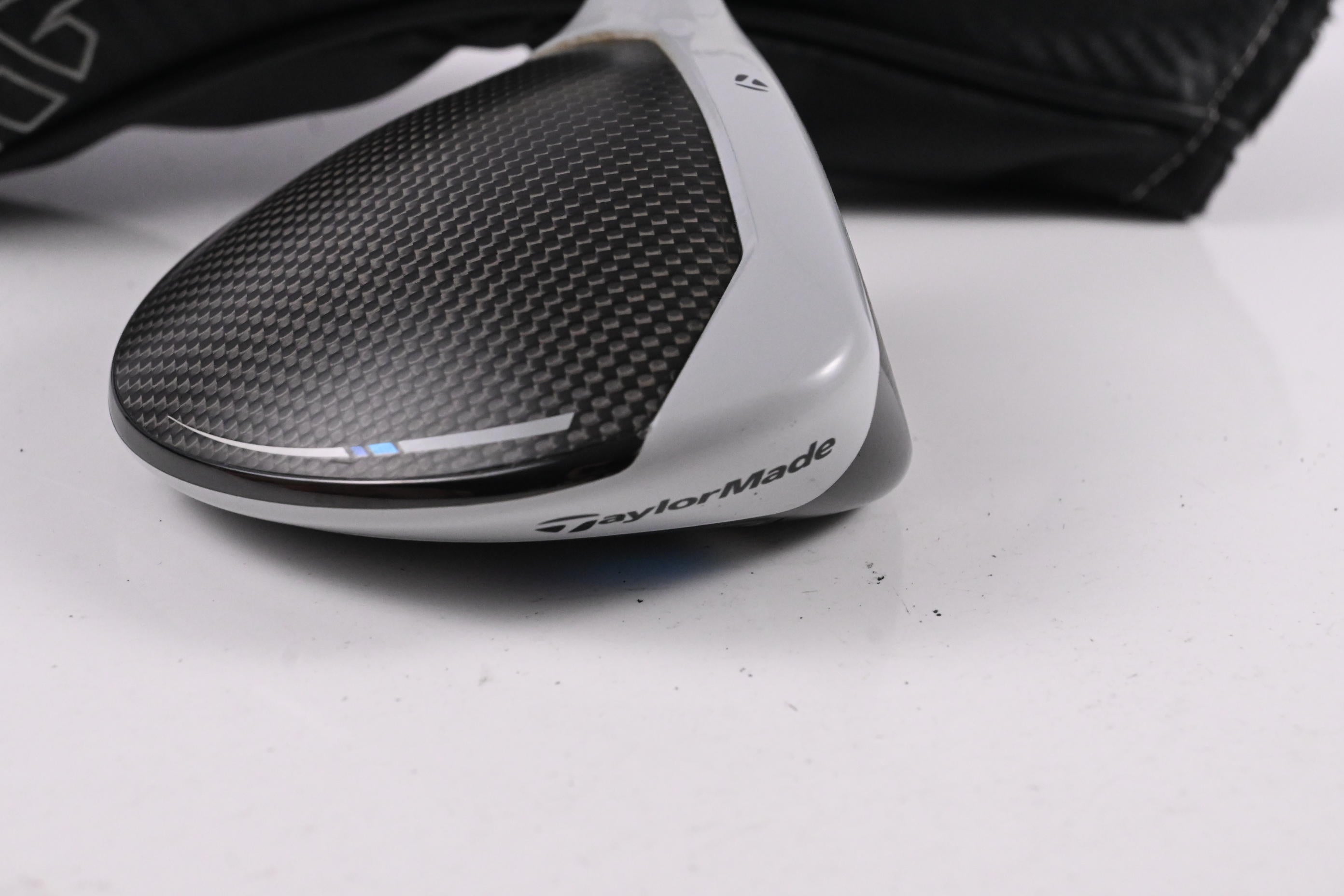 Taylormade SIM Max D #3 Wood / 16 Degree / Regular Flex Helium Speed Mesh 5