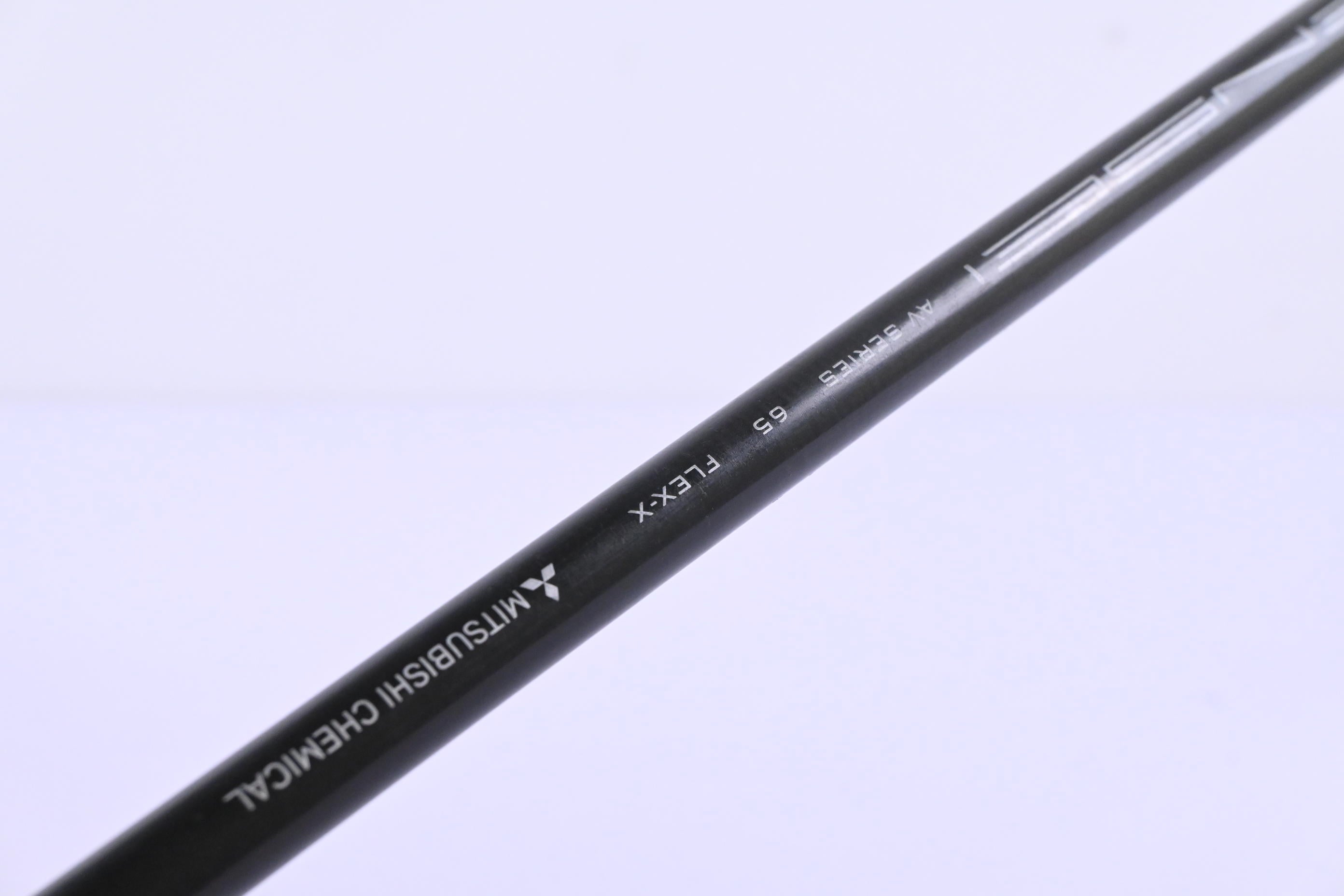 Titleist TSi3 Driver / 9 Degree / X-Flex Tensei AV Raw White 65 Shaft