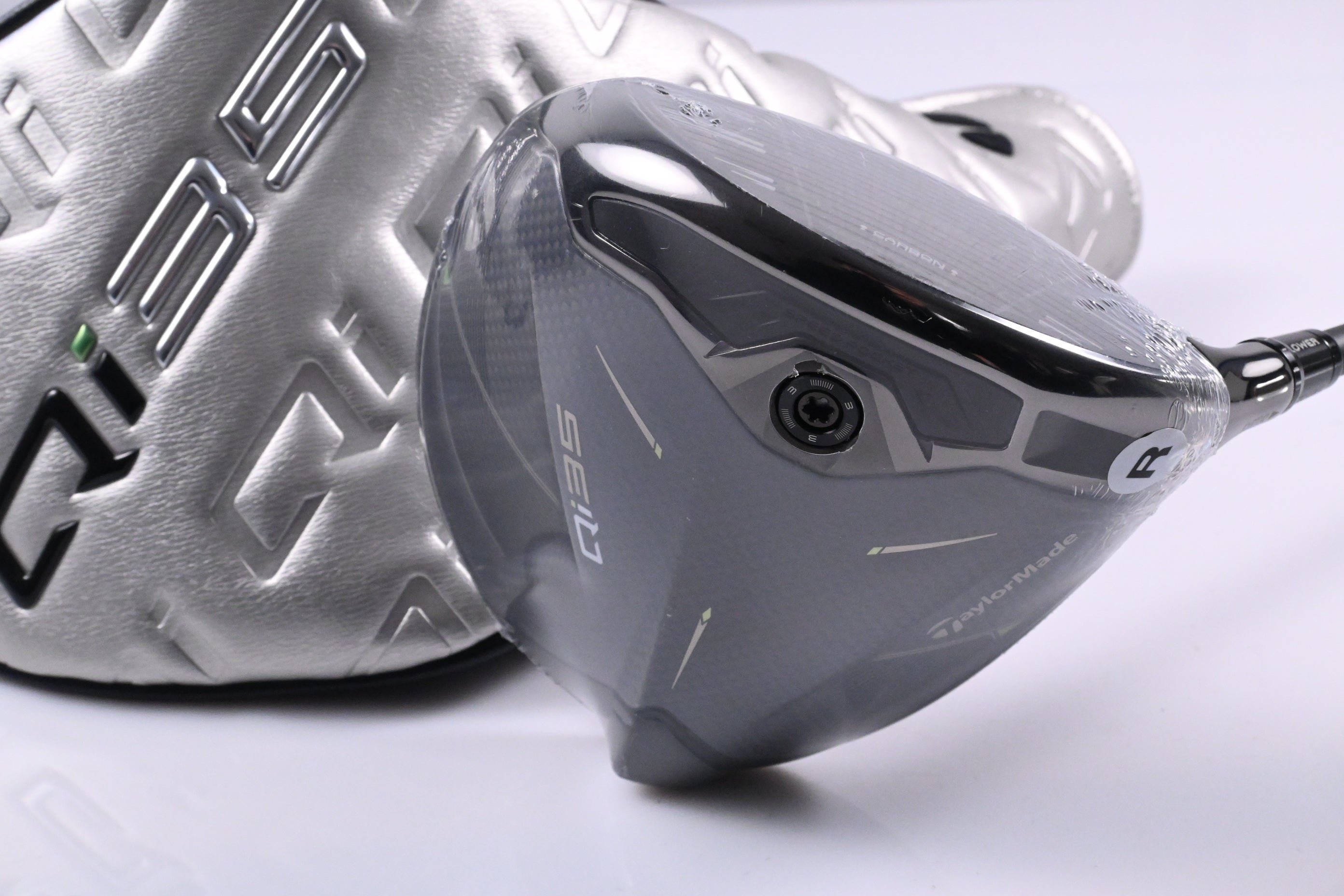 Taylormade Qi35 Driver / 10.5 Degree / Regular Flex Fujikura Ventus Blue '25 5