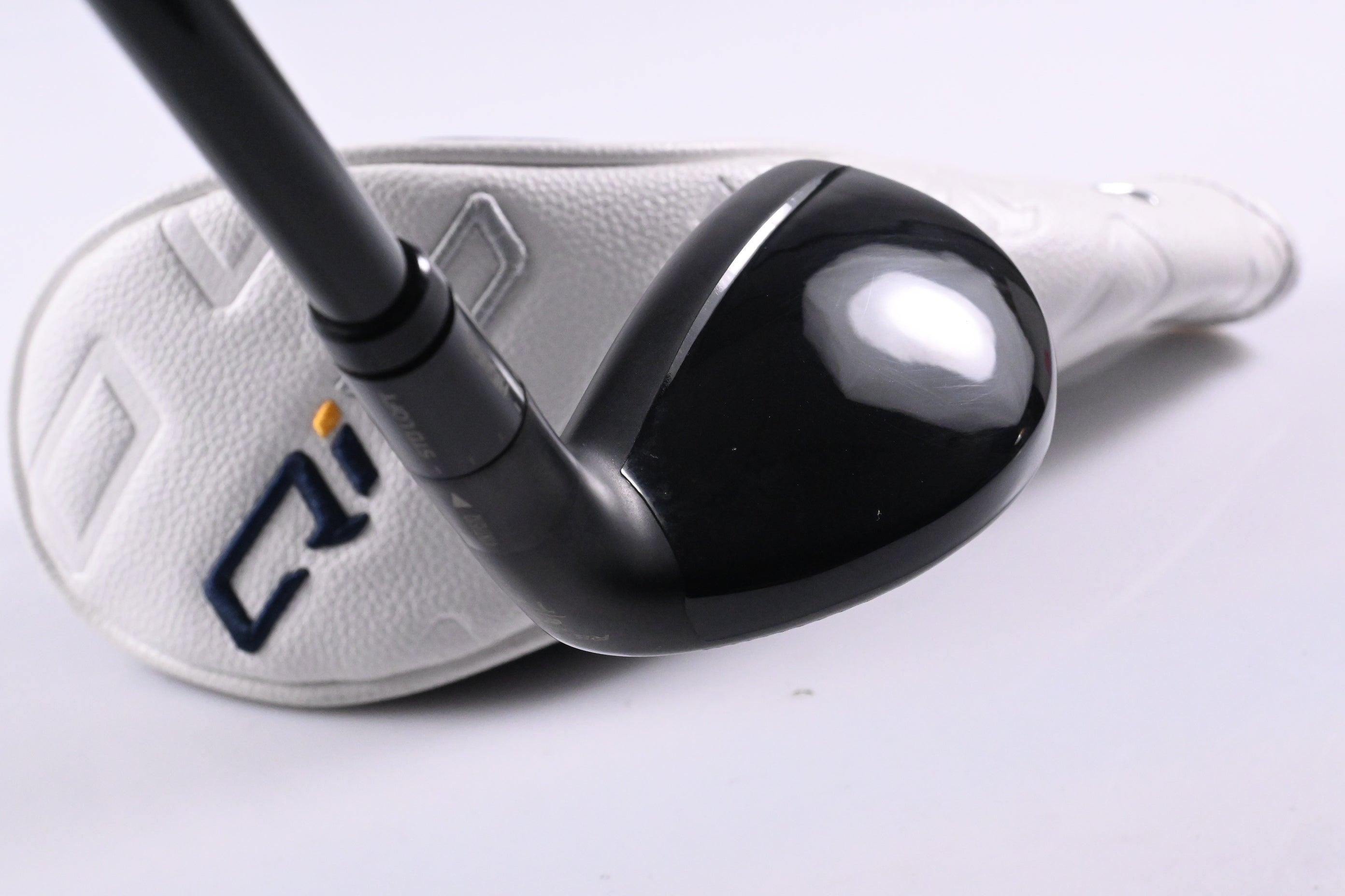 Taylormade Qi10 Tour #2 Hybrid / 17 Degree / Stiff Flex HZRDUS Gen4 Black 80