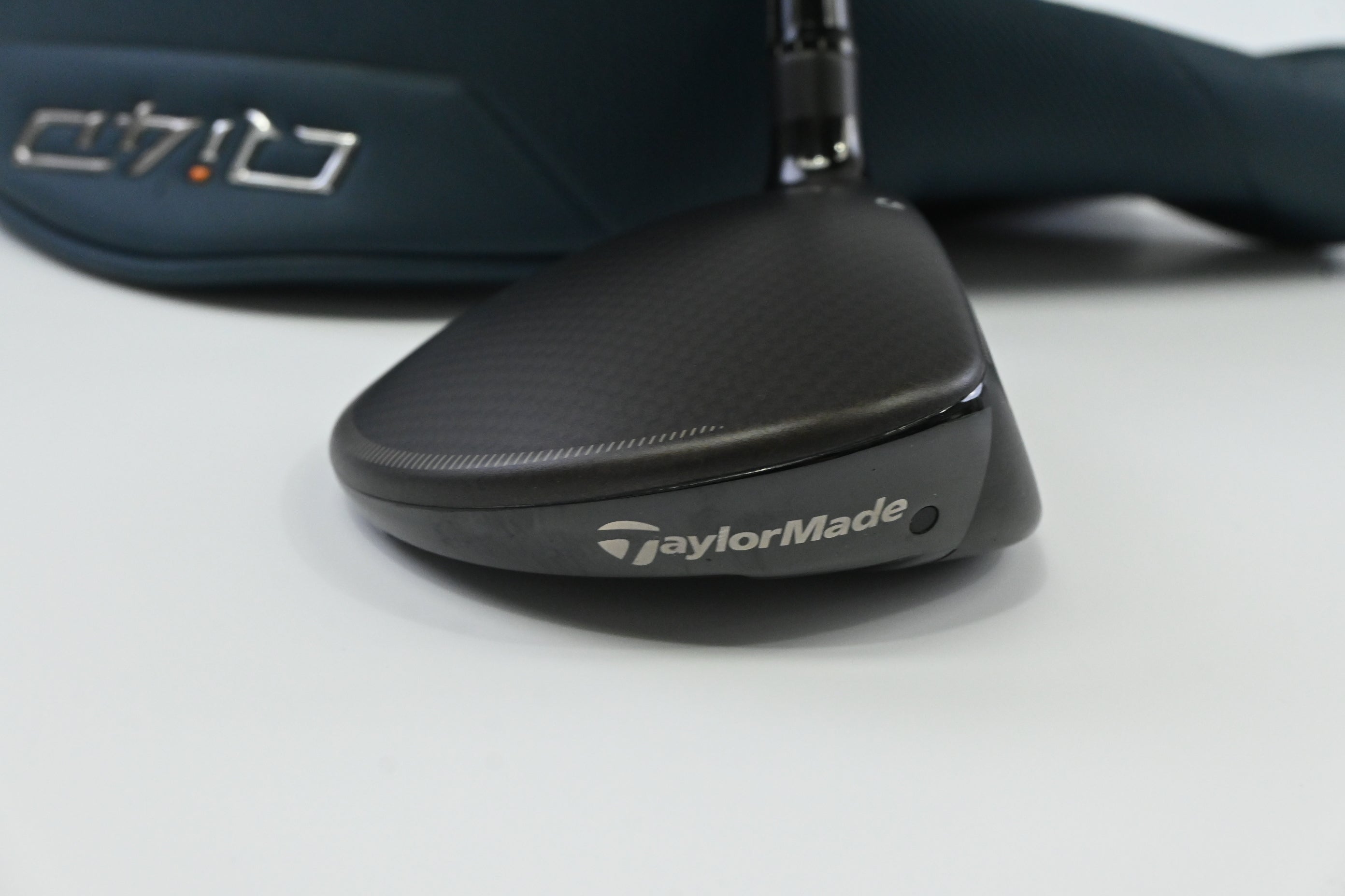 Taylormade Qi4D #7 Wood / 21 Degree / Stiff Flex Taylormade REAX White 65