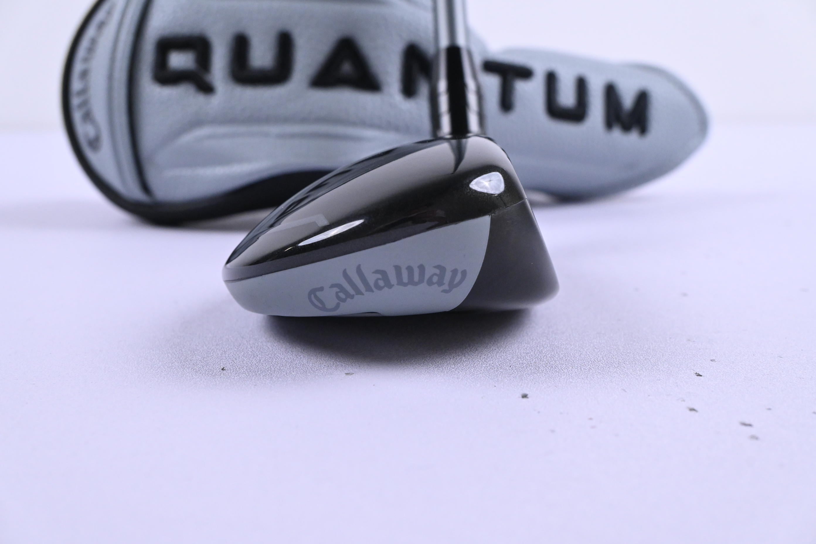 Callaway Quantum Max OS #4 Hybrid / 20 Degree / Stiff Flex Frost Silver 70 Shaft