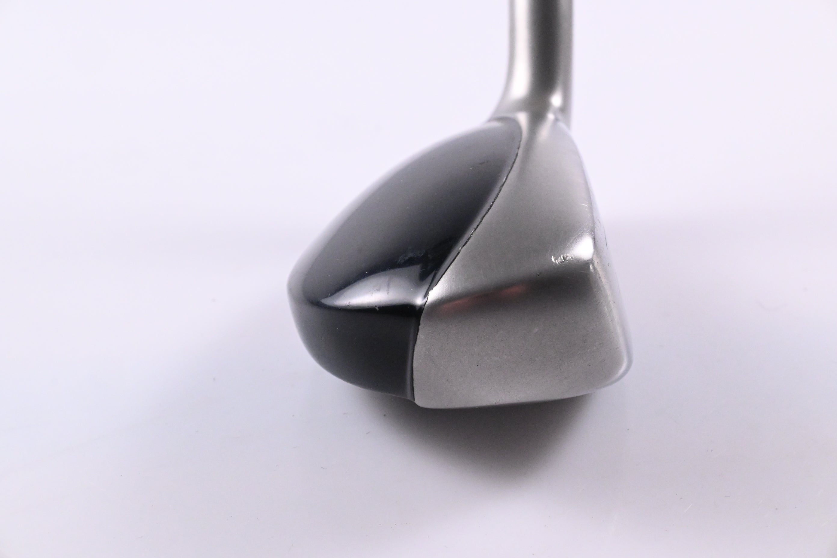 Taylormade Rescue Mid #2 Hybrid / 16 Degree / Regular Flex Ultralite Shaft