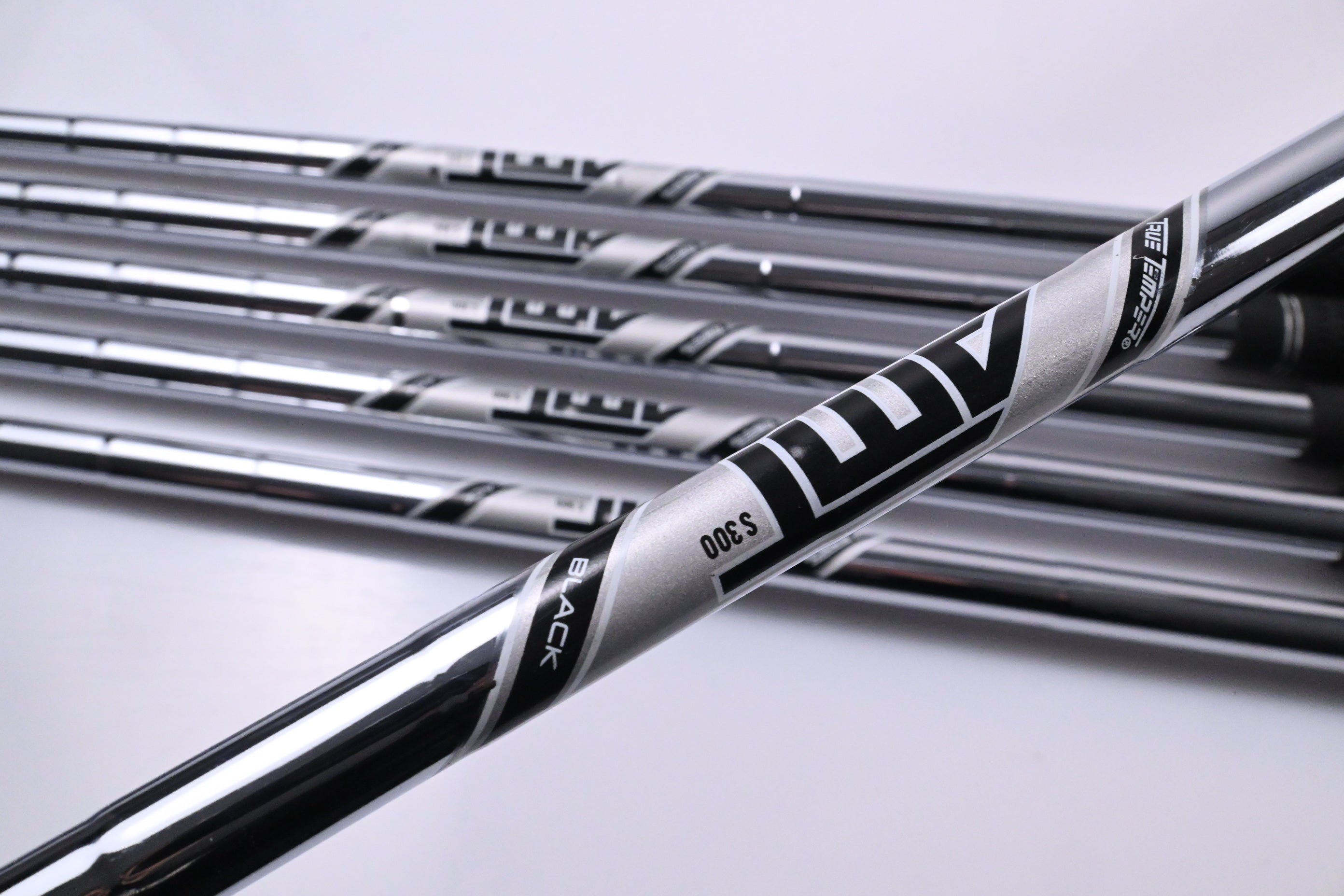 Left Hand Titleist T100.S 2021 Irons / 5-PW / Stiff Flex AMT Black S300 Shafts