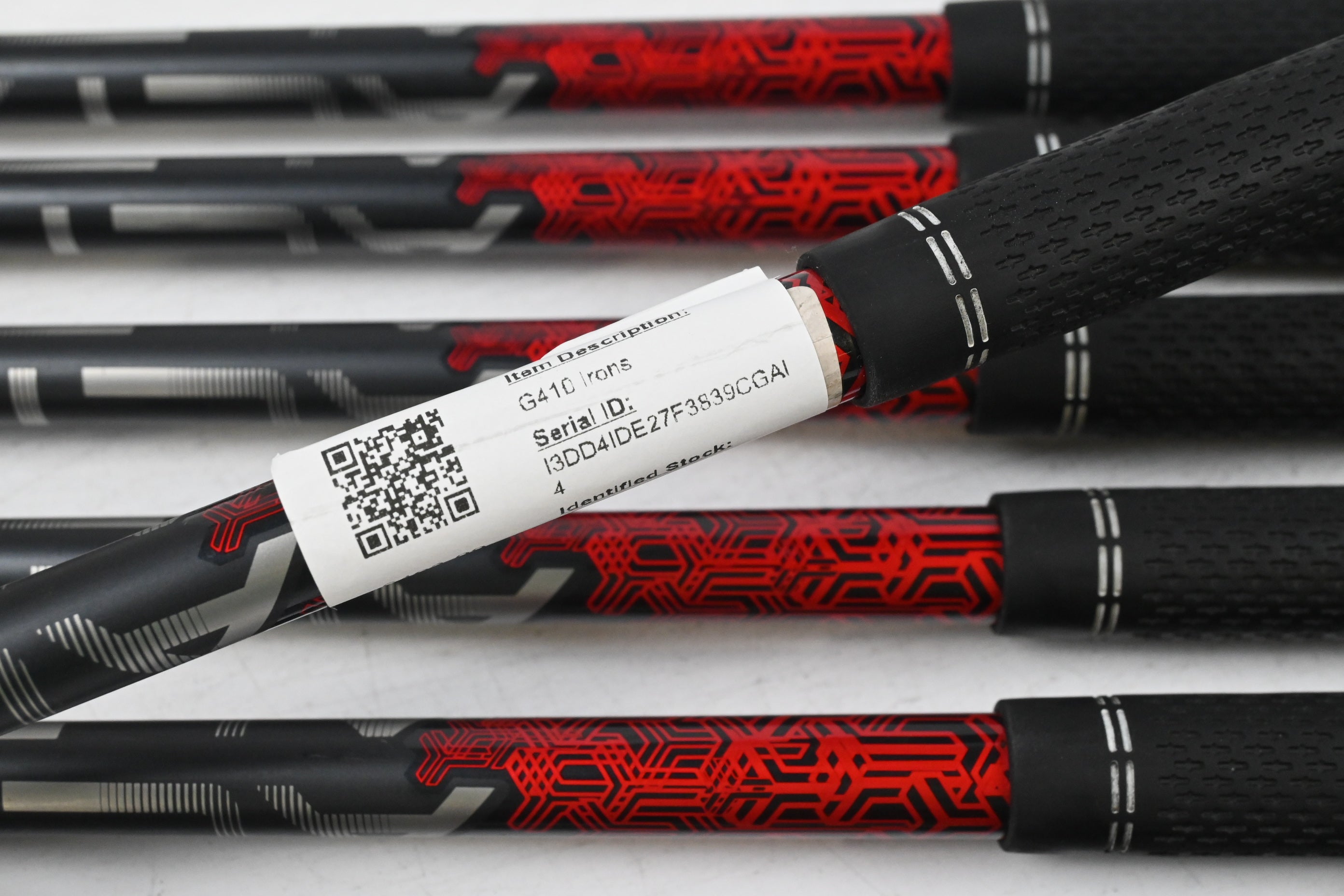 Ping G410 Irons / 6-PW+GW+SW / Regular Flex Ping Alta CB Red AWT Shafts