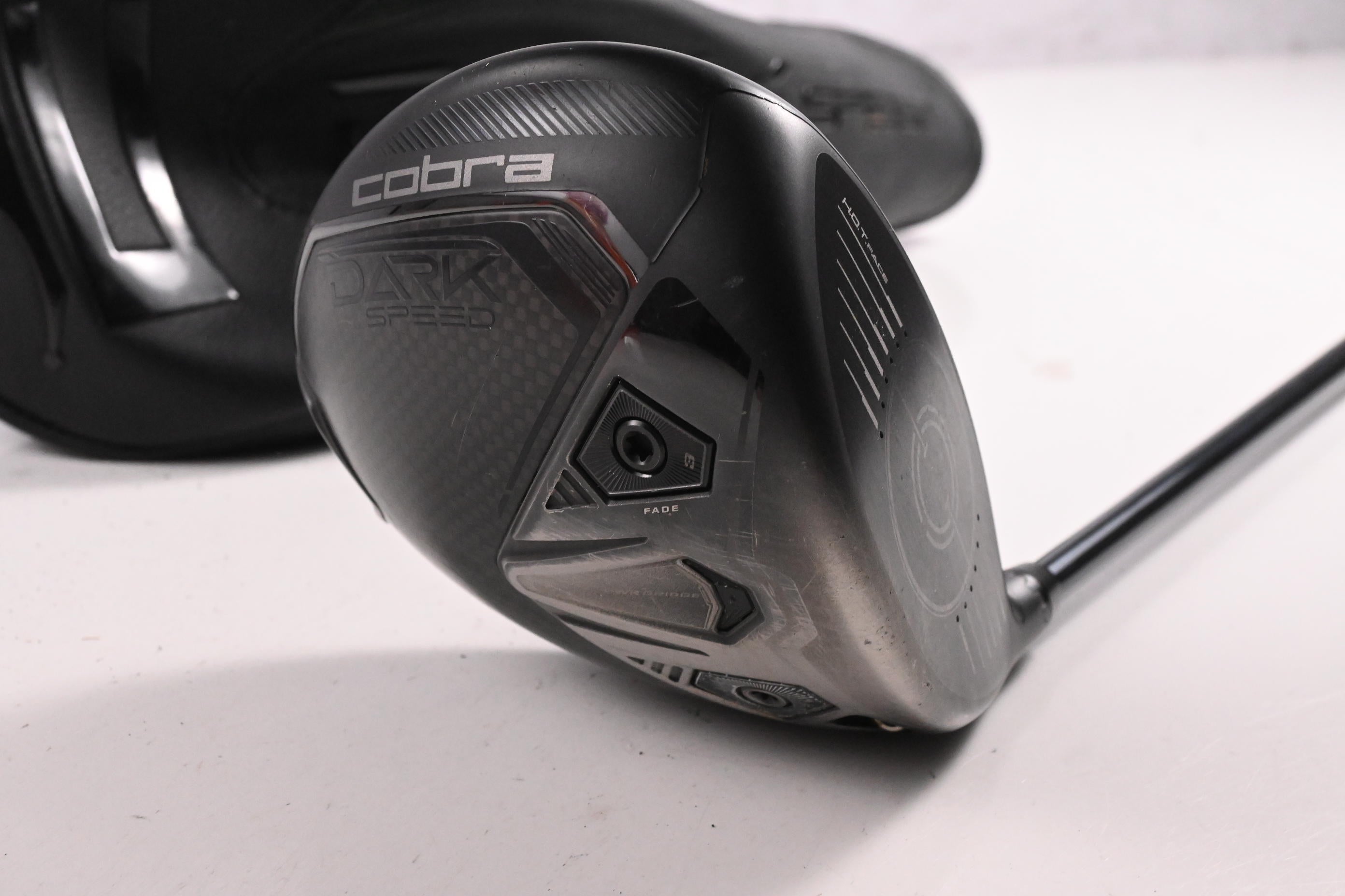 Cobra Darkspeed LS Driver / 9 Degree / Stiff Flex UST Mamiya LinQ Blue 6F4 Shaft