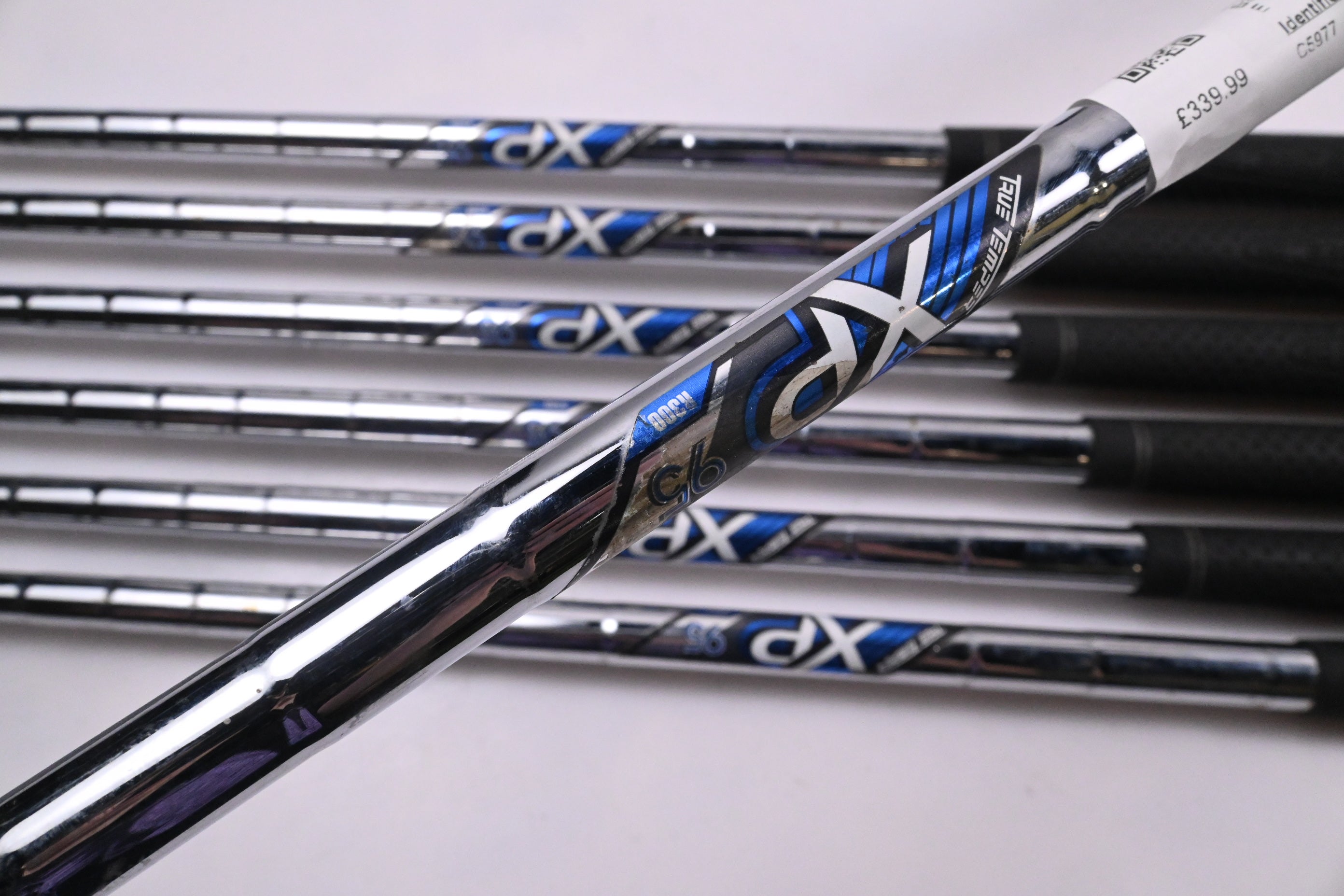 Callaway Rogue Irons / 5-PW+GW / Regular Flex XP 95 R300 Shafts