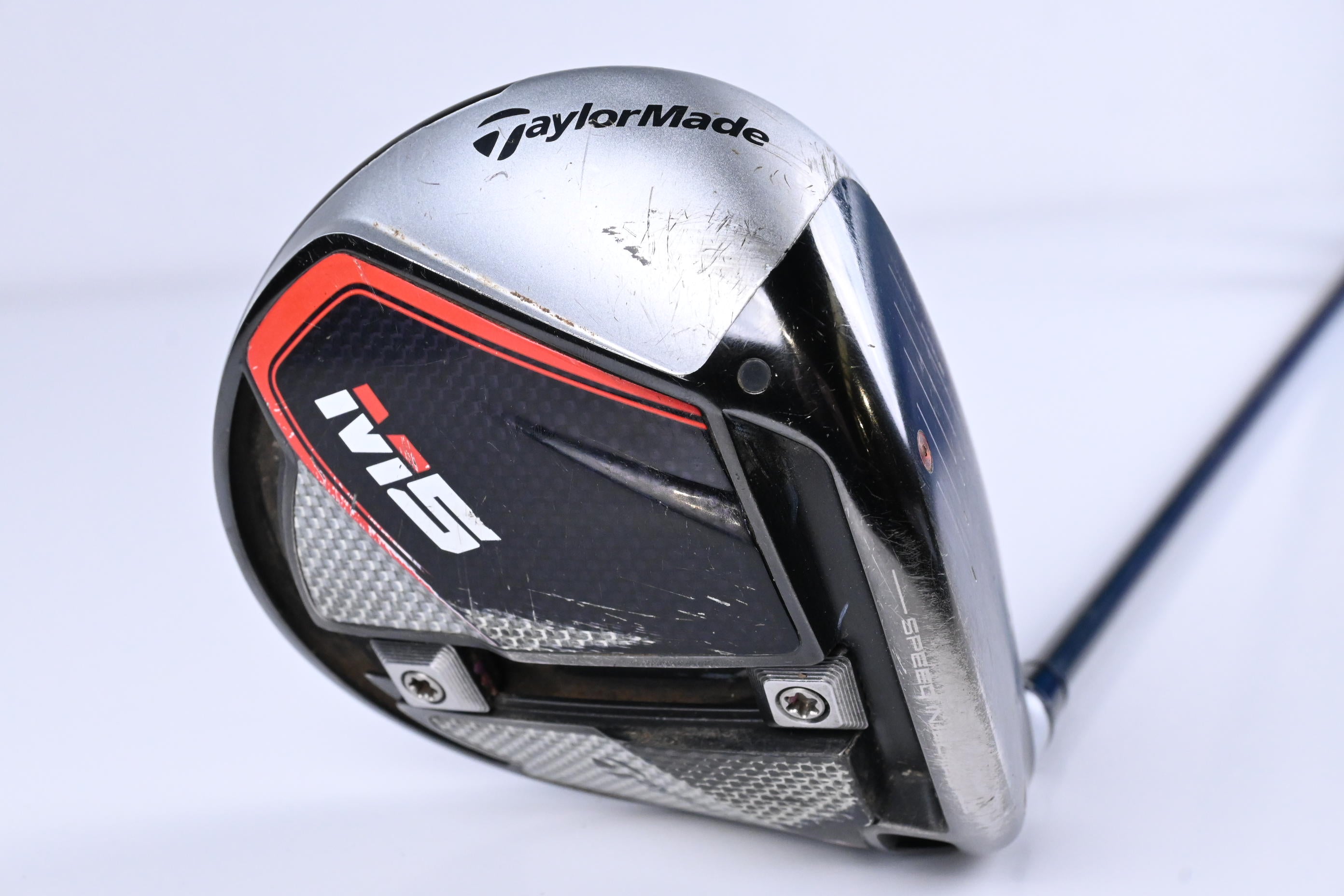Taylormade M5 Driver / 10.5 Degree / Regular Flex Fujikura Atmos Red 5 Shaft