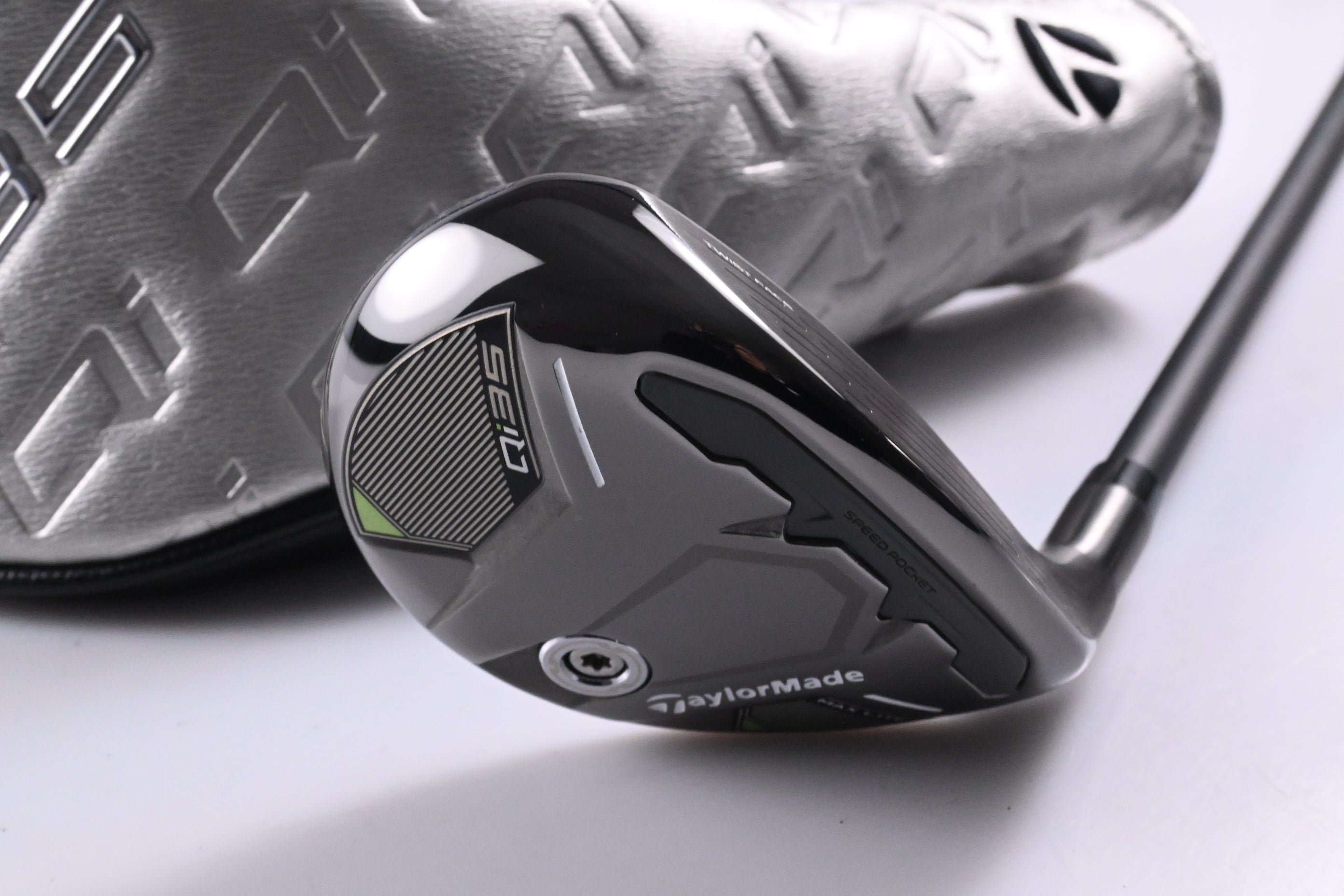 Taylormade Qi35 Max Lite #5 Hybrid / 27 Degree / Senior Flex Vanquish 5 Shaft