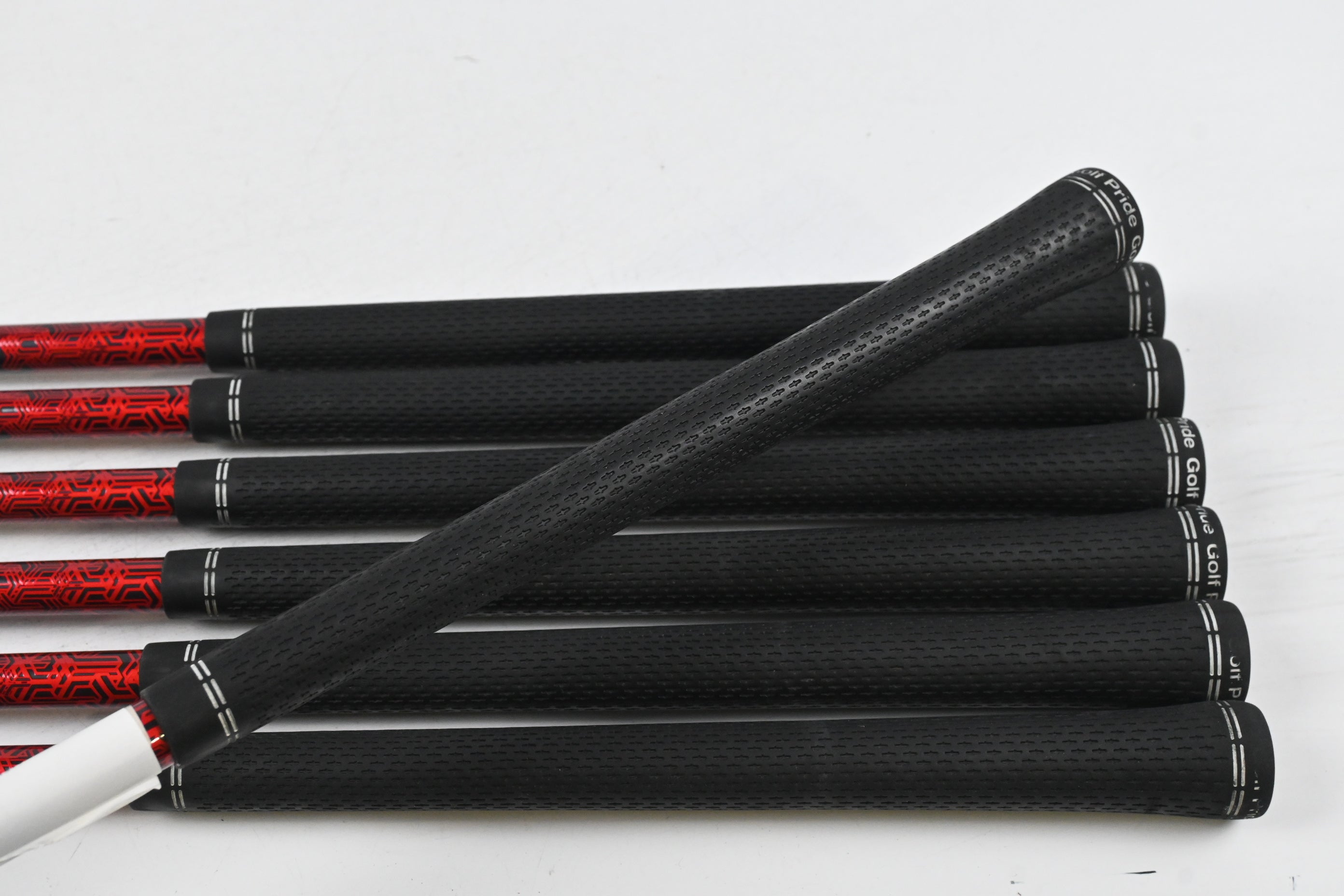 Ping G410 Irons / 6-PW+GW+SW / Regular Flex Ping Alta CB Red AWT Shafts