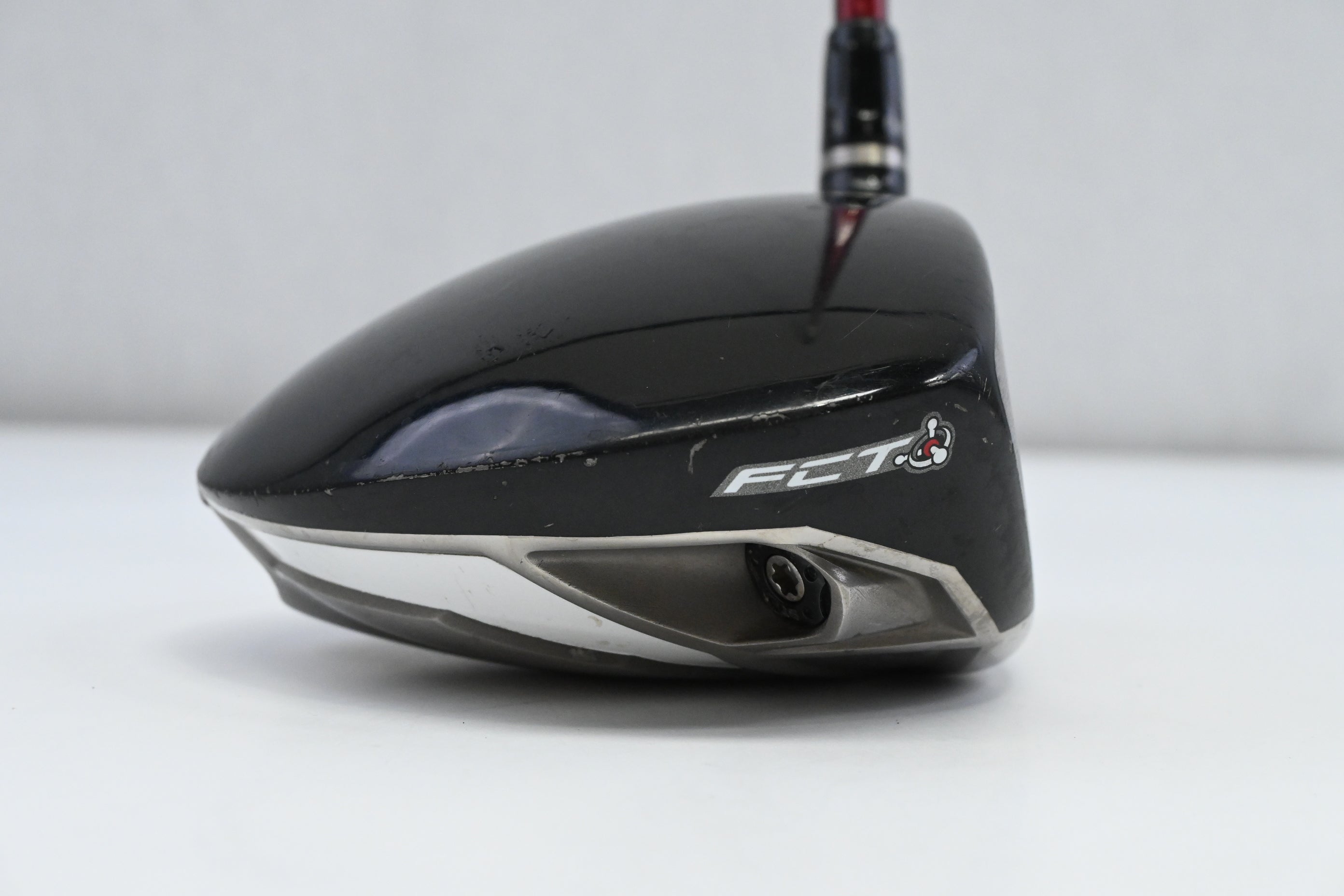 Taylormade R9 Driver / 9.5 Degree / Stiff Flex Fujikura Motore 65 Shaft