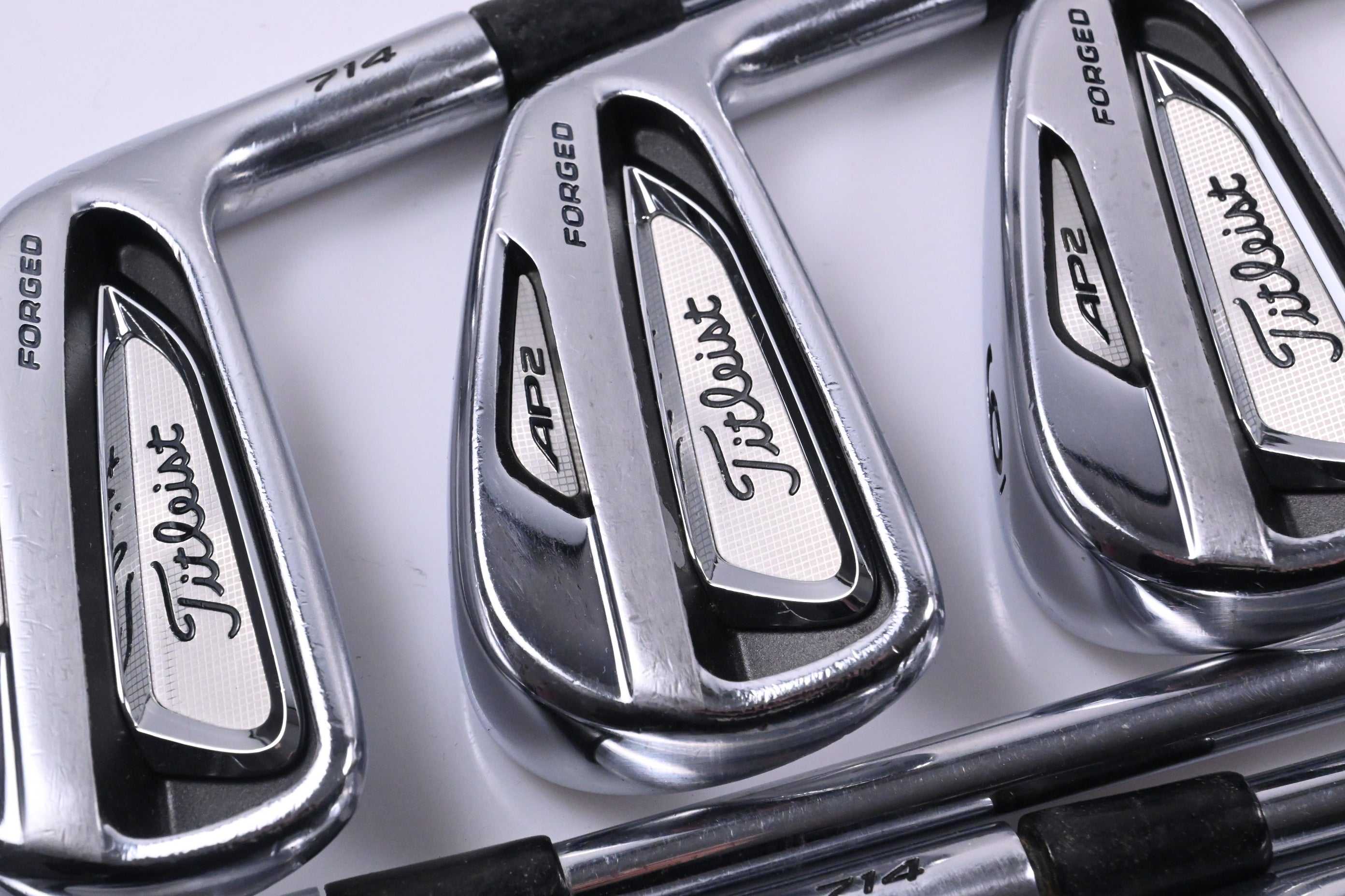 Titleist 714 AP2 Irons / 4-PW / Stiff Flex Dynamic Gold S300 Shafts