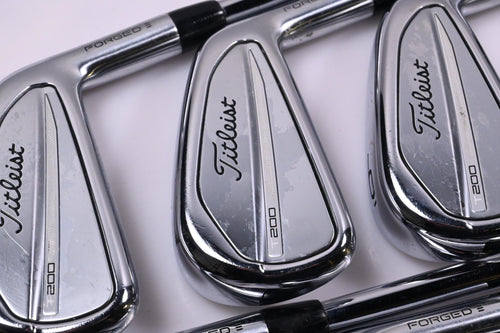 Titleist T200 2023 Irons / 4-PW+48° / Regular Flex Project X Shafts