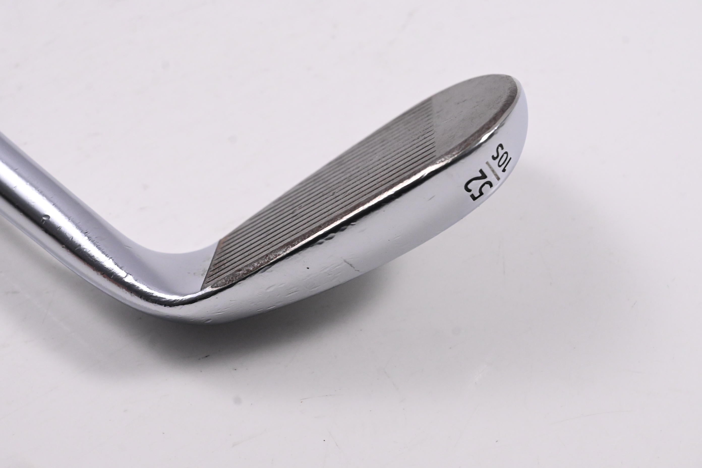 Left Hand Callaway Jaws Raw Gap Wedge / 52 Degree / Wedge Flex Dynamic Gold