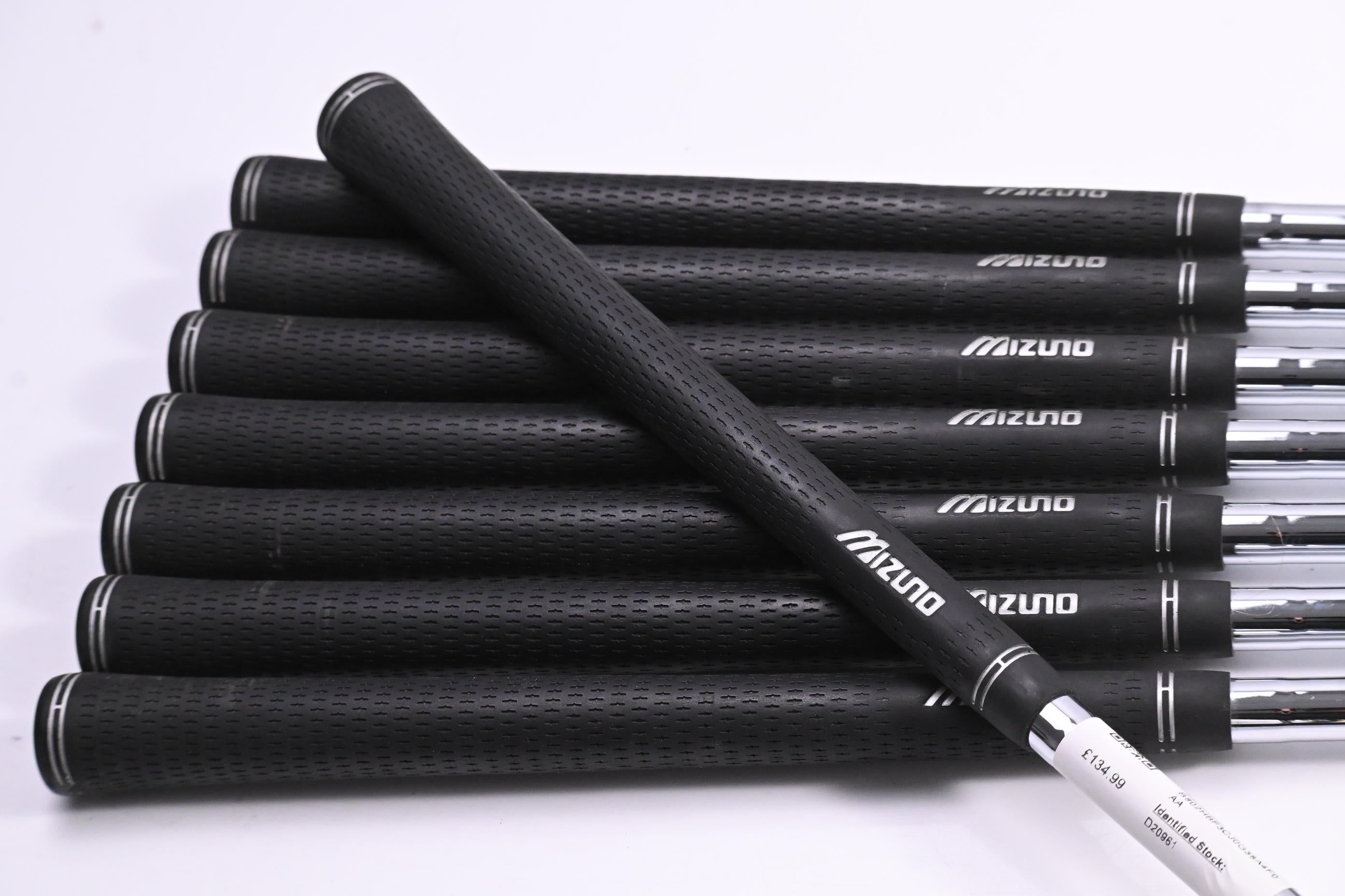 Dynamic Gold S300 Shafts / Stiff Flex / Set of 8 / .355" Tip