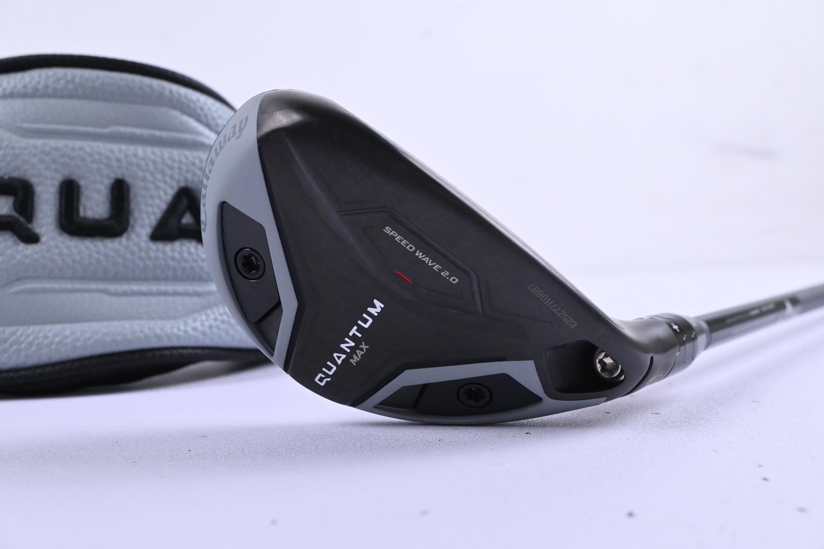Callaway Quantum Max #4 Hybrid / 21 Degree / Regular Flex Frost Silver 60 Shaft