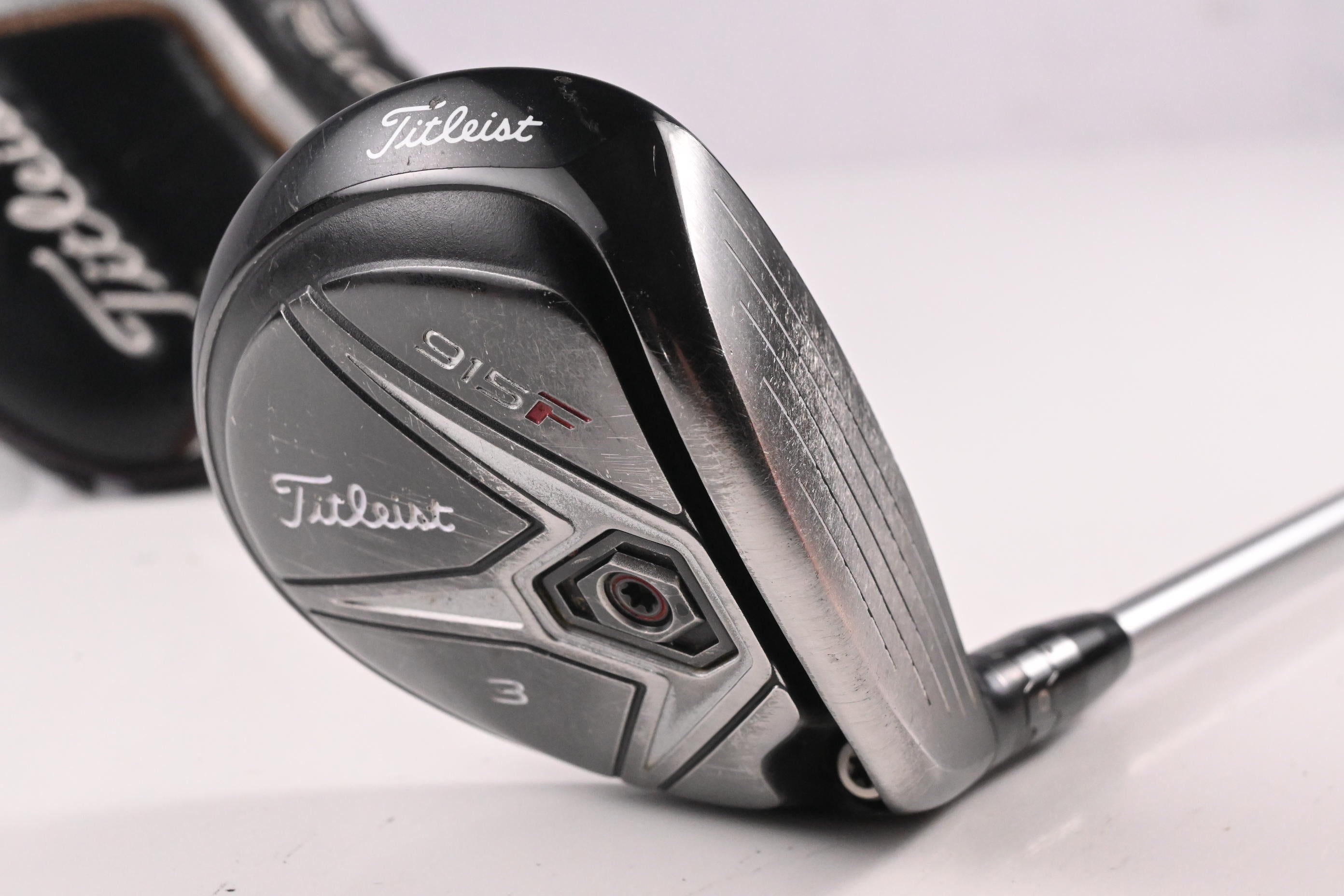 Titleist 915 F #3 Wood / 16.5 Degree / Regular Flex Diamana M+60 Shaft