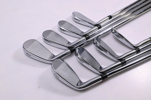 Titleist T200 2023 Irons / 4-PW+48° / Regular Flex Project X Shafts