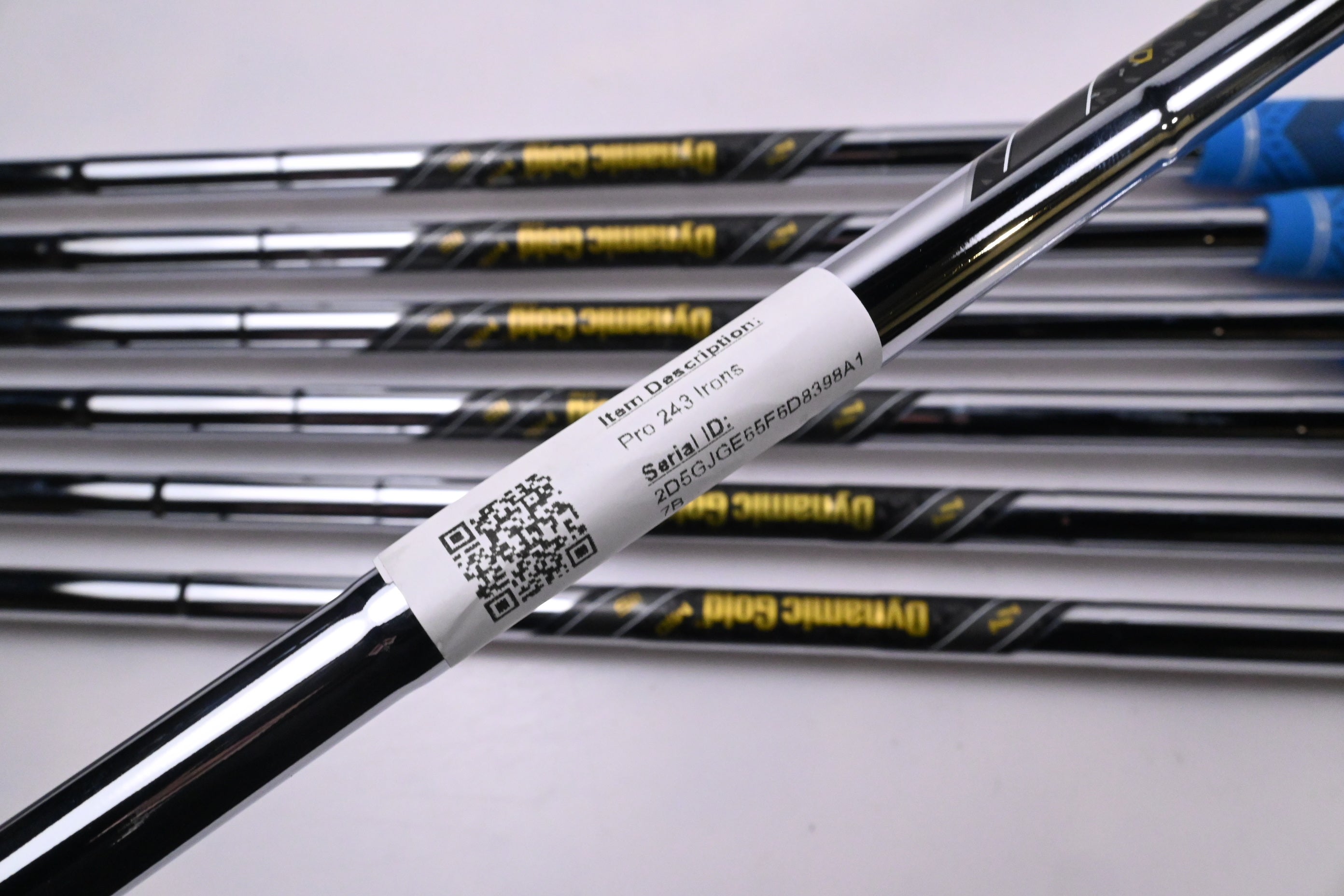 Mizuno Pro 243 Irons / 4-PW / X-Flex Dynamic Gold Mid 115 X100 Shafts