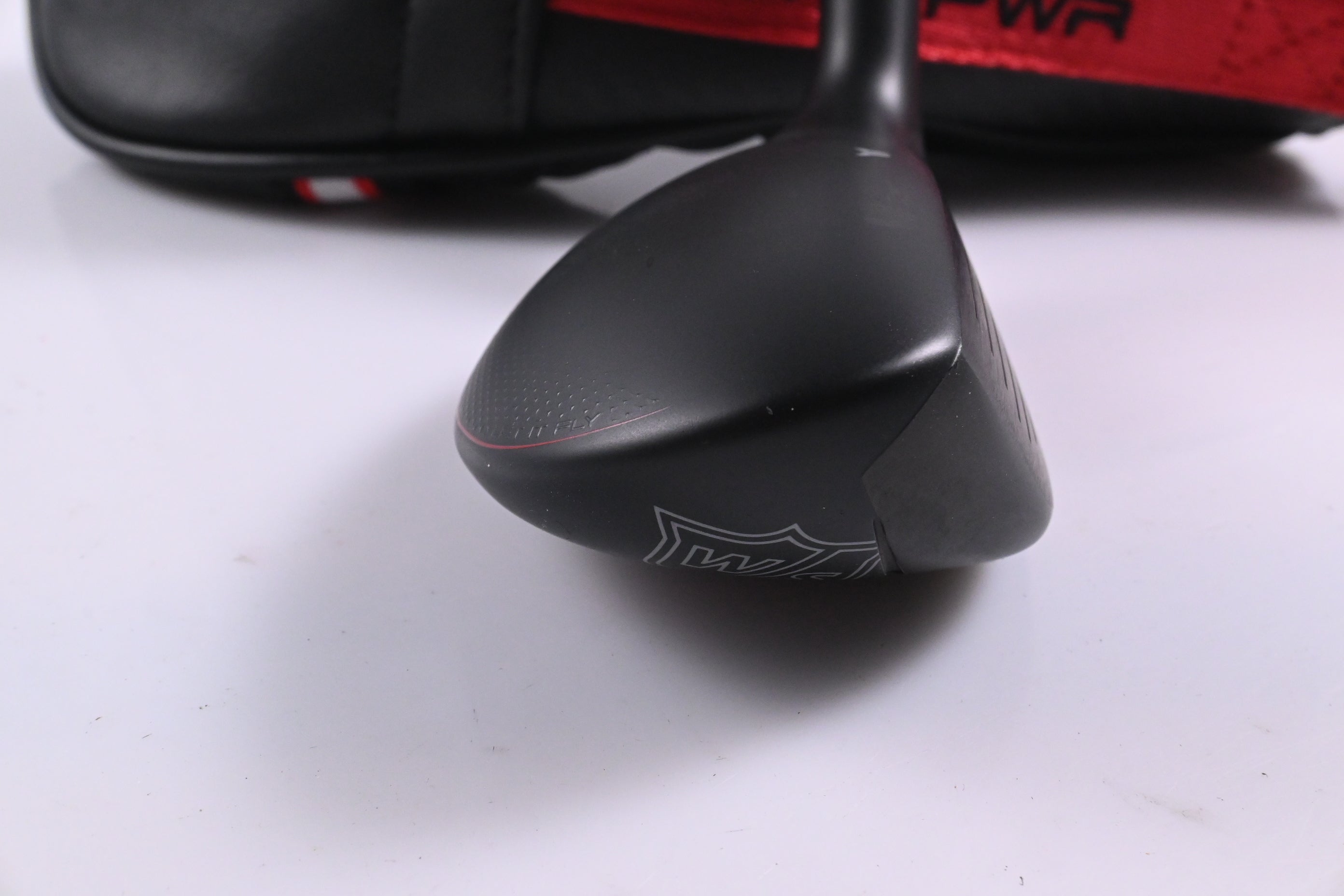 Wilson Dynapower 2023 #5 Hybrid / 25 Degree / Regular Flex HZRDUS RDX Smoke Red
