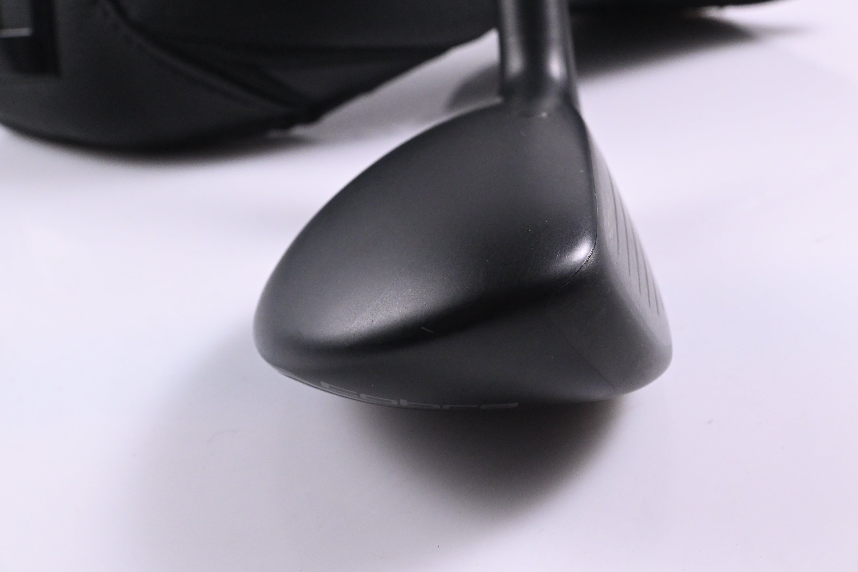 Cobra Darkspeed #4 Hybrid / 21 Degree / Senior Flex KBS PGI 65 Shaft