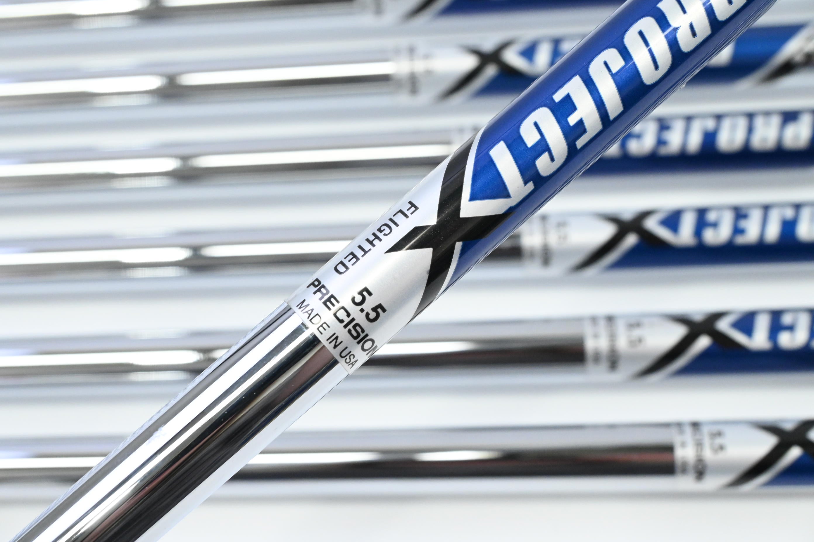 Callaway Paradym Irons / 5-PW+AW+52°/ Regular Flex Project X Rifle Shafts