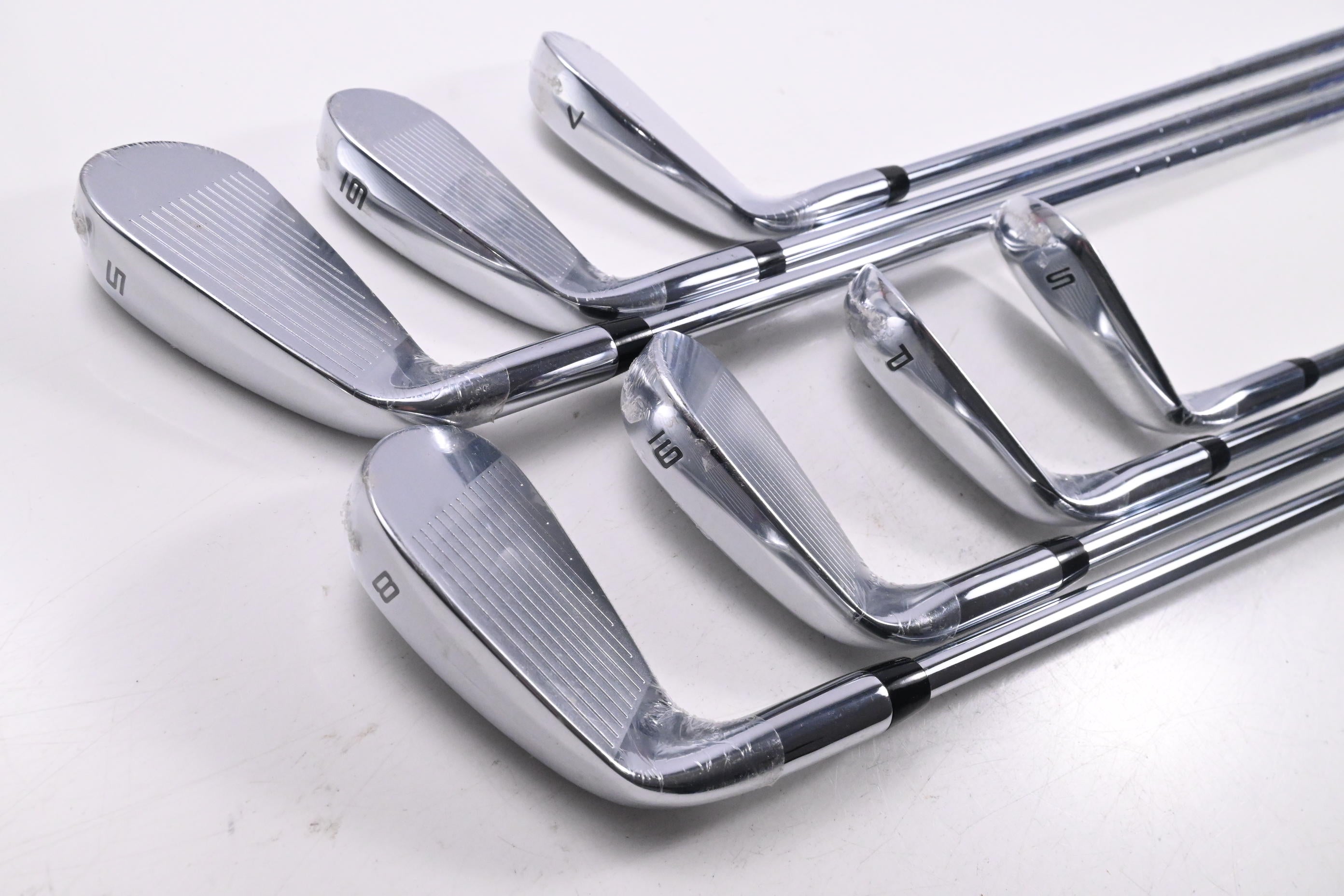 Callaway Elyte Irons / 5-PW+SW / Regular Flex Vector 80 Shafts