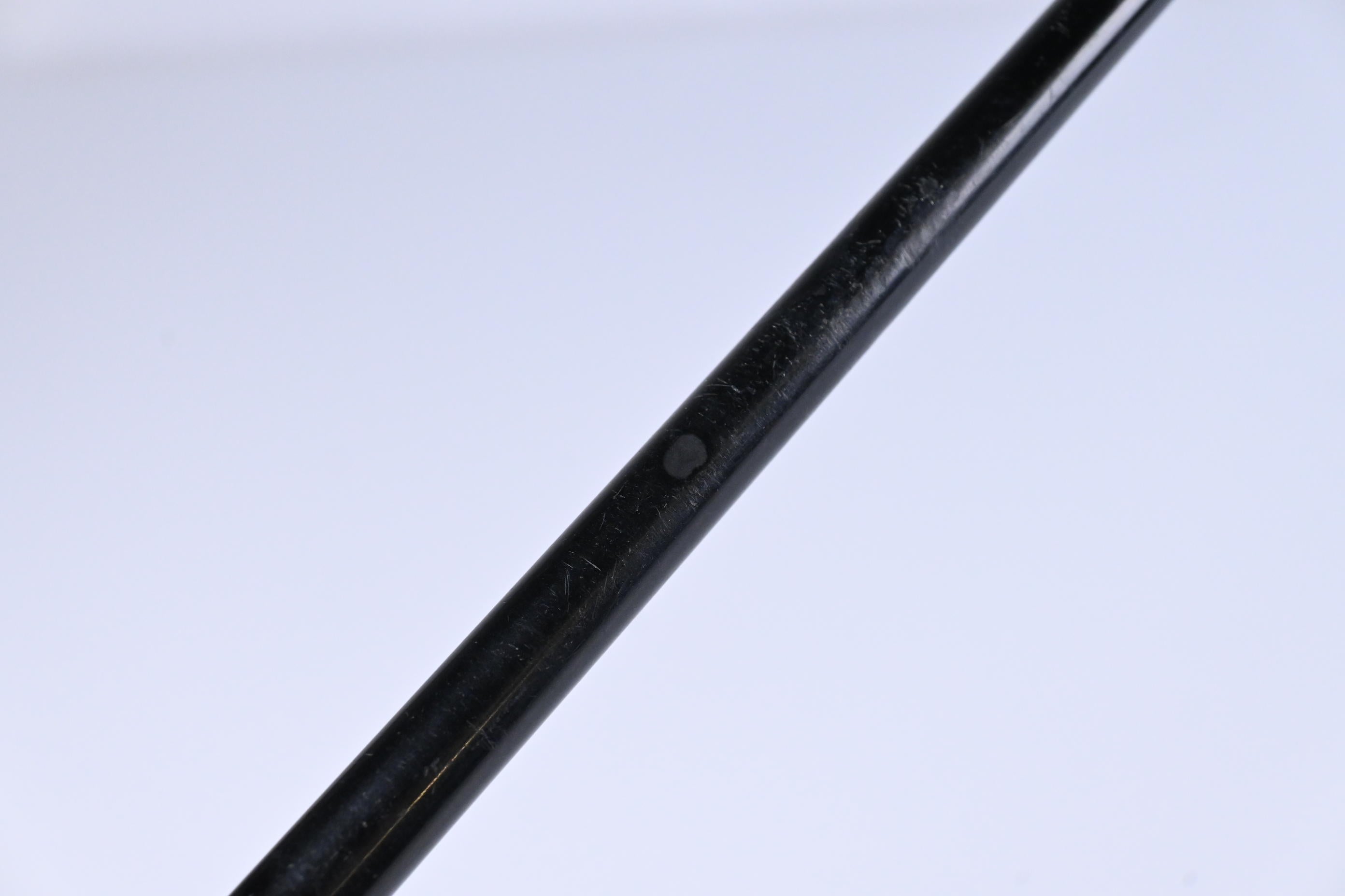 Taylormade M5 Driver / 10.5 Degree / Regular Flex Fujikura Atmos Red 5 Shaft